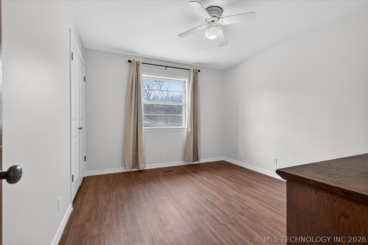 837 Winding Way Property Photo 23