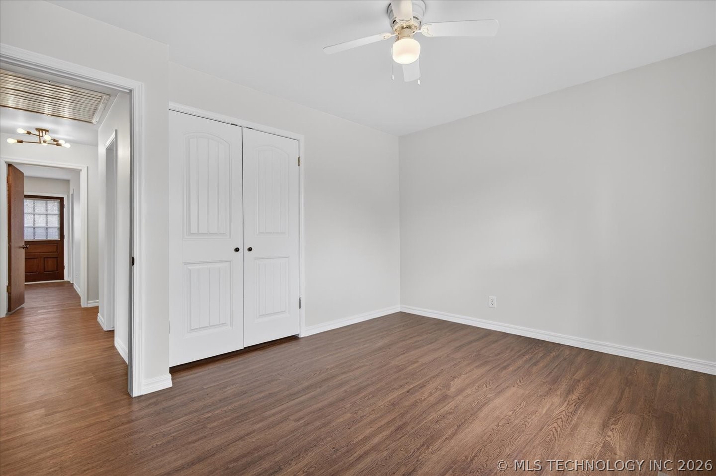 837 Winding Way Property Photo 28