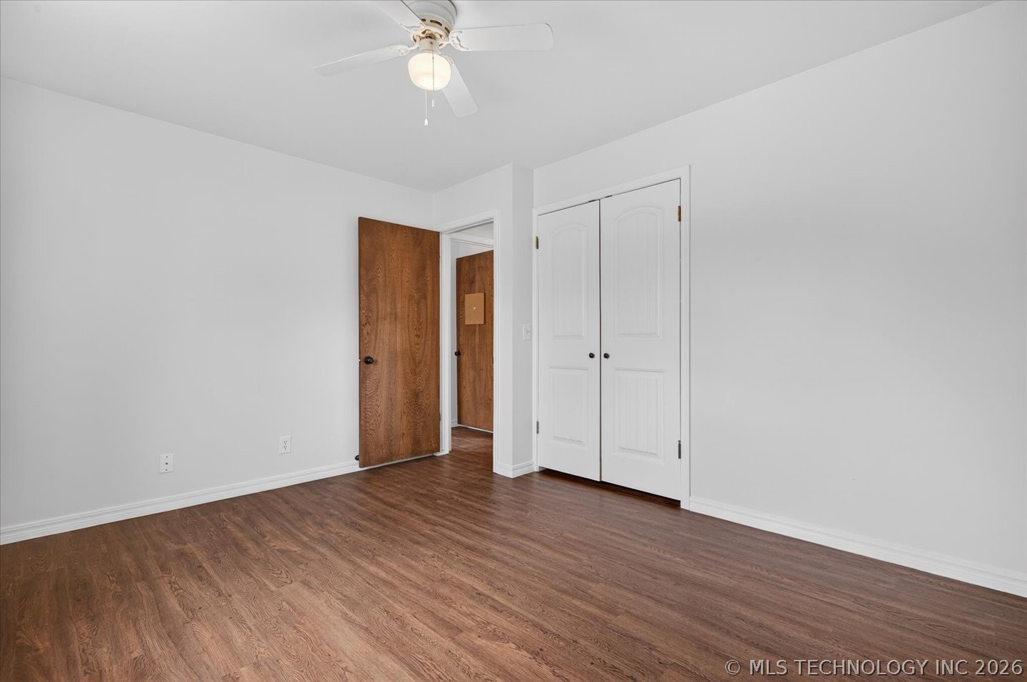 837 Winding Way Property Photo 29