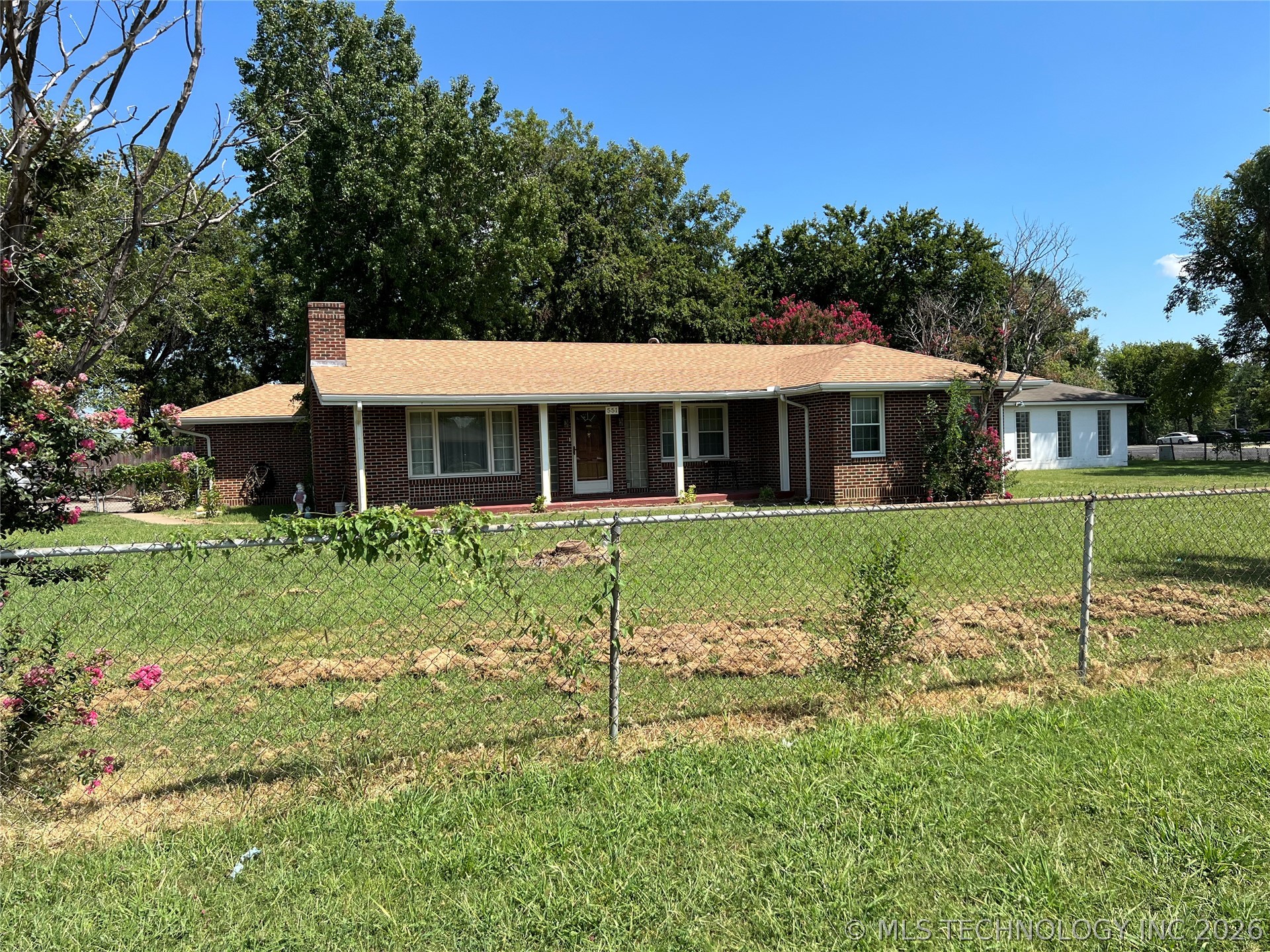 551 S Memorial Drive Property Photo 16