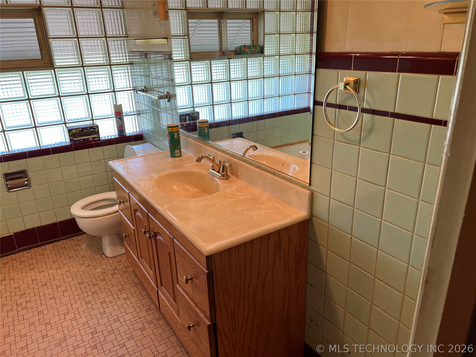 551 S Memorial Drive Property Photo 27