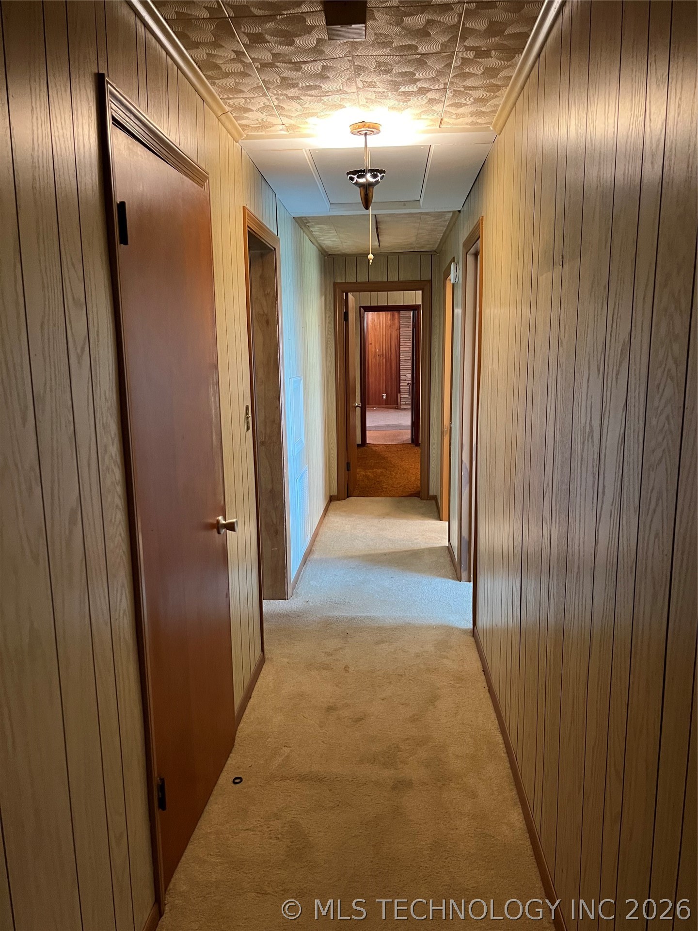 551 S Memorial Drive Property Photo 33