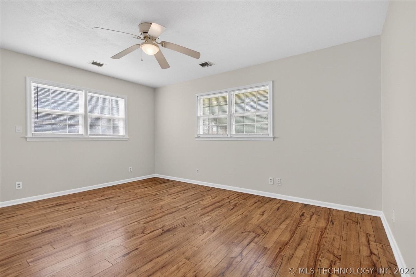 701 Winding Way Property Photo 21