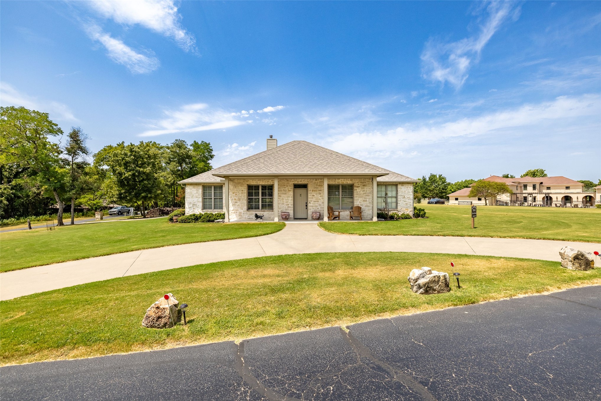 33389 S Coves Drive Property Photo 10