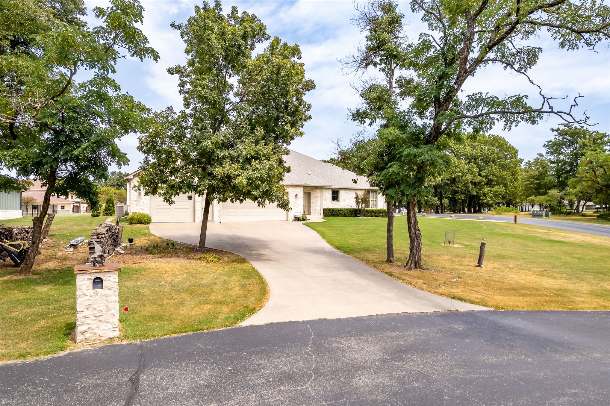 33389 S Coves Drive Property Photo 19