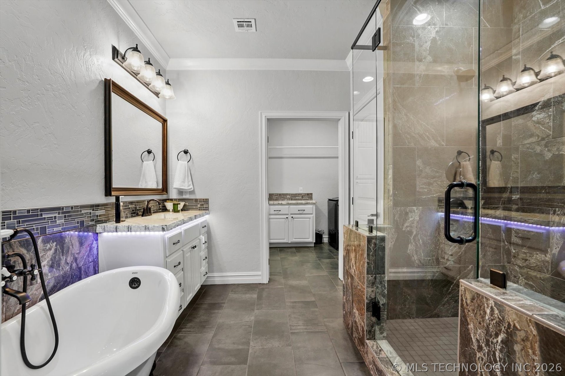 20944 E 440 Road Property Photo 16