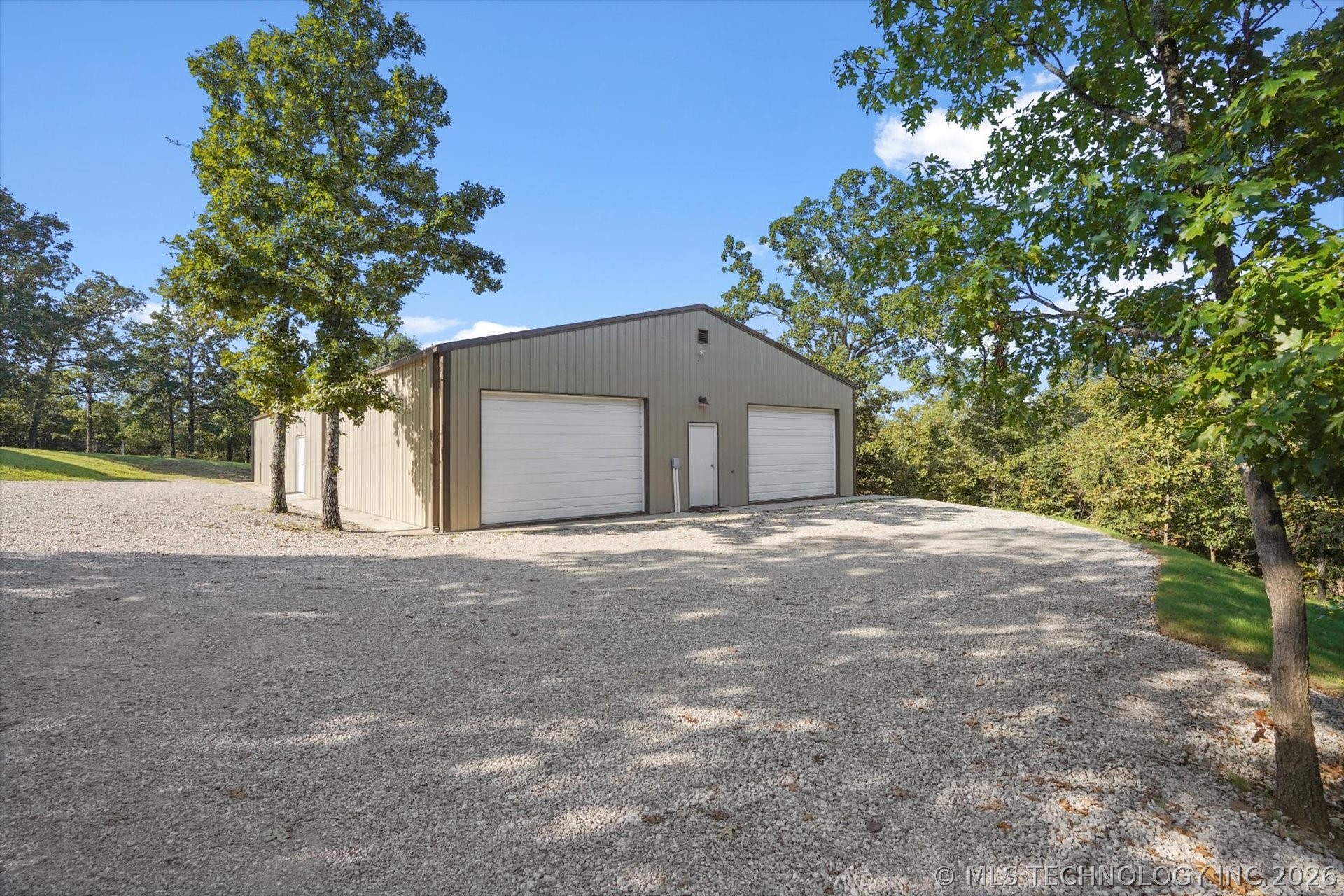 20944 E 440 Road Property Photo 32