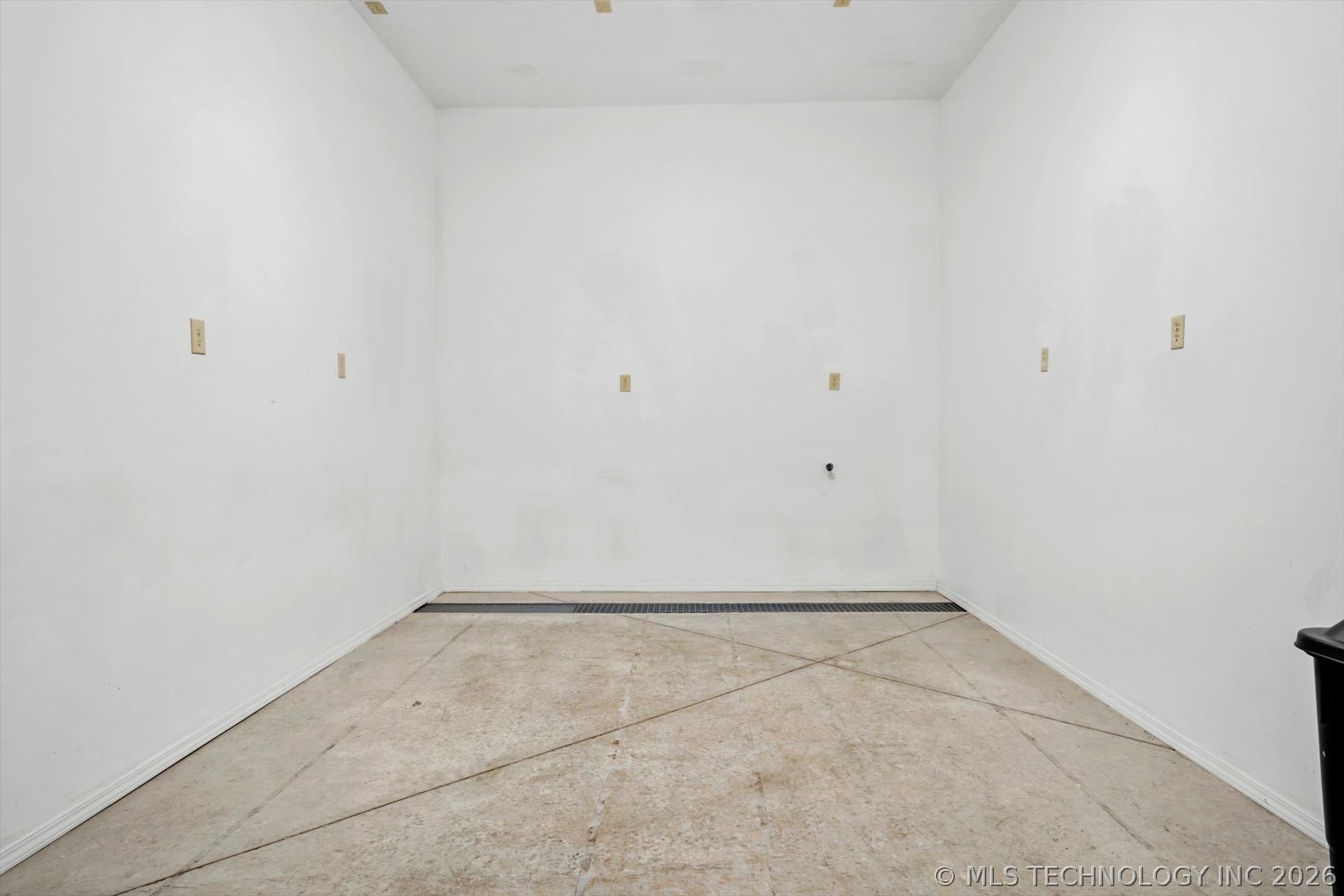 20944 E 440 Road Property Photo 44