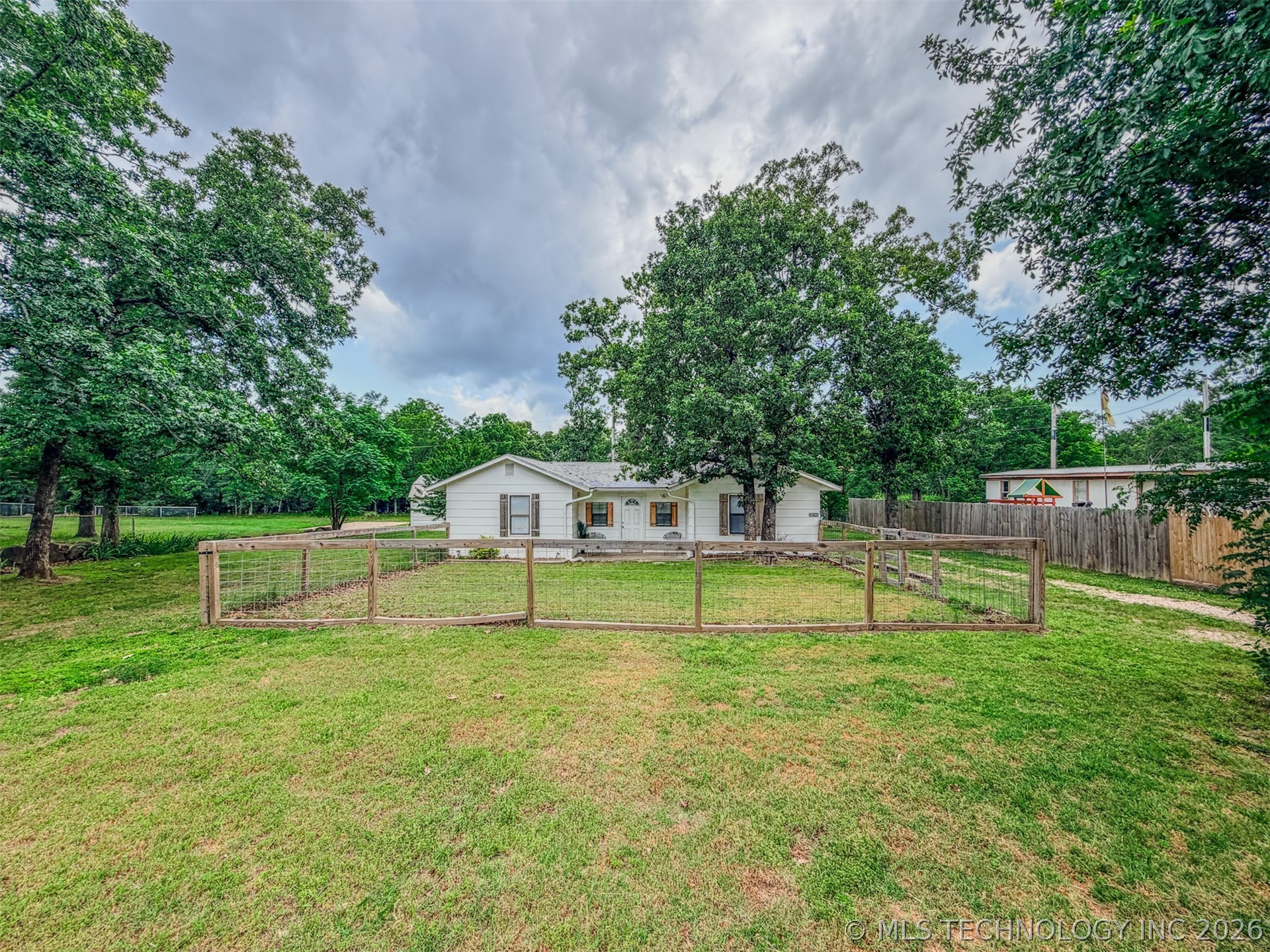 34245 S 527 Road Property Photo 4