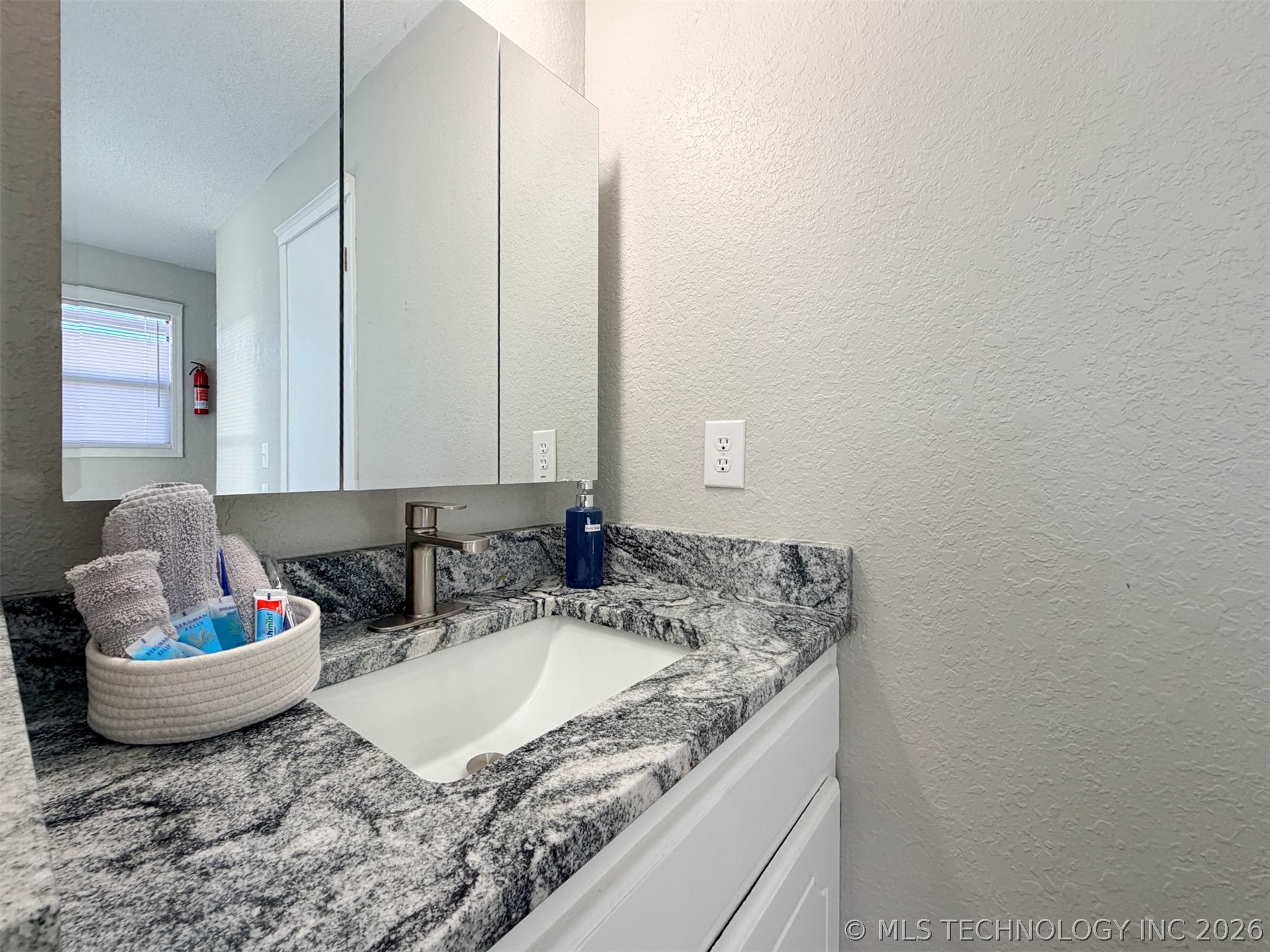34245 S 527 Road Property Photo 34