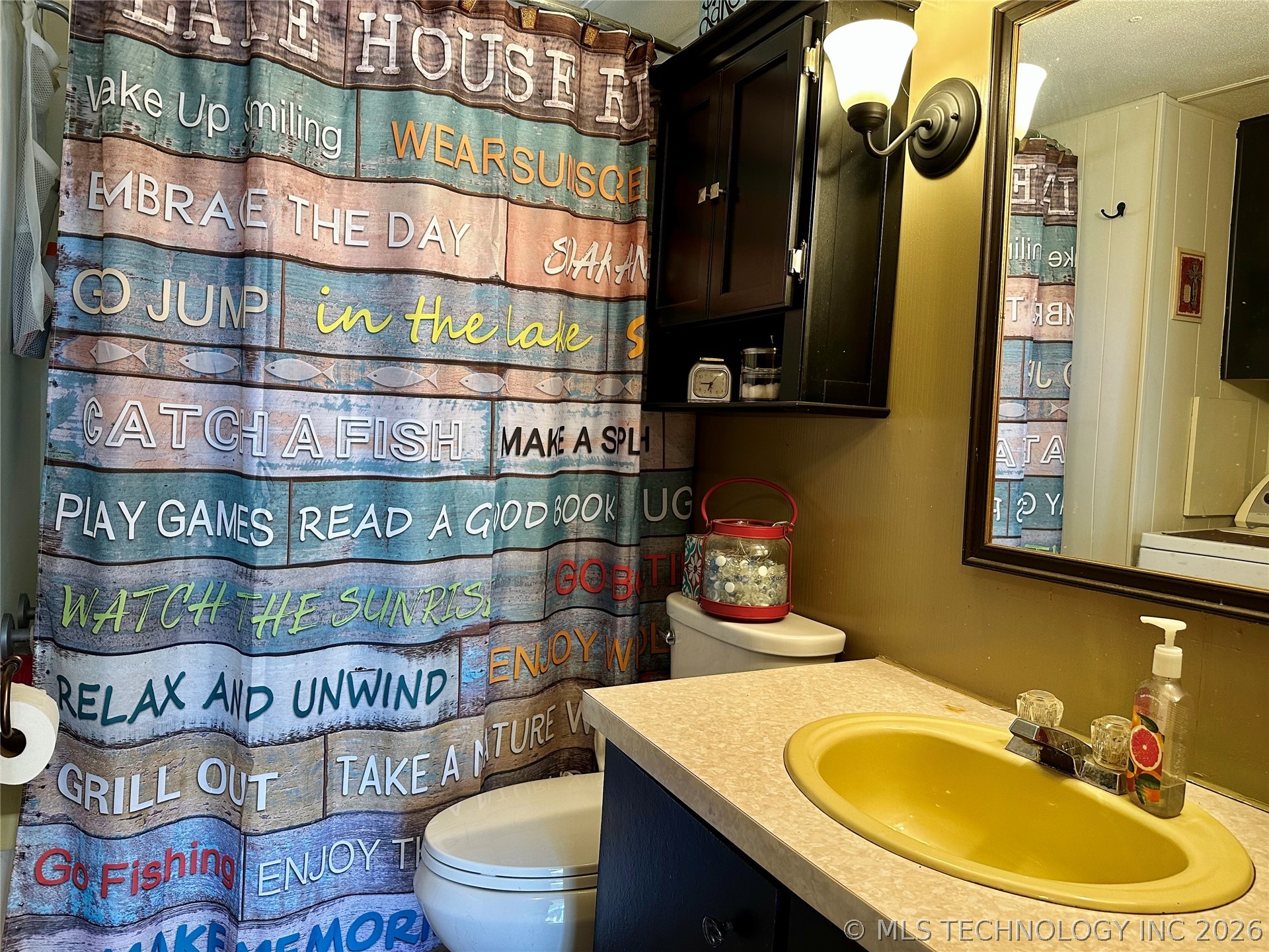 2445 La Vista Road Property Photo 10