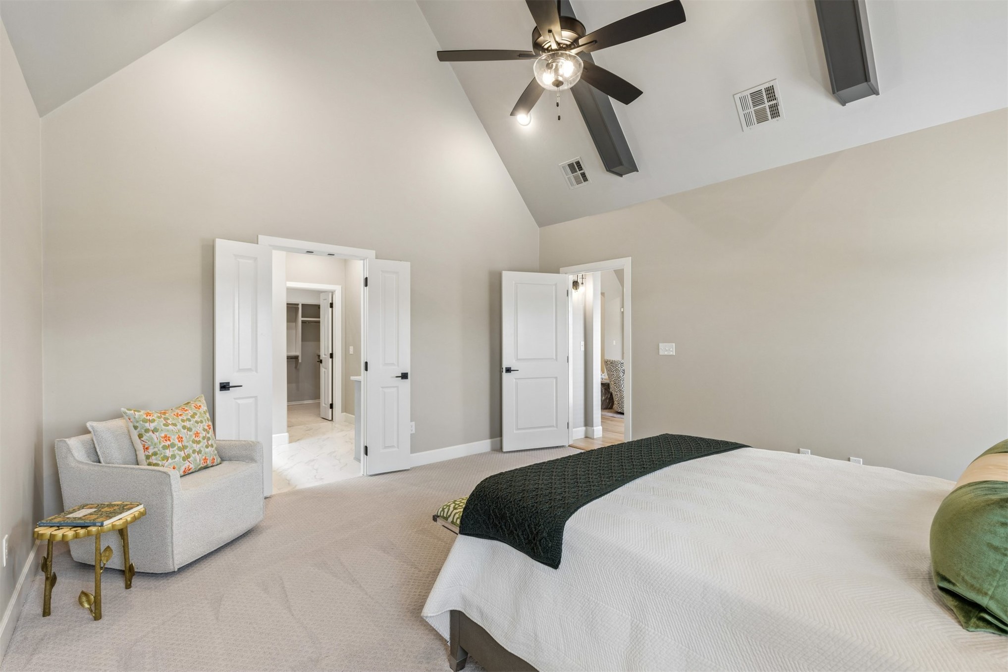 6705 S Fir Avenue Property Photo 18