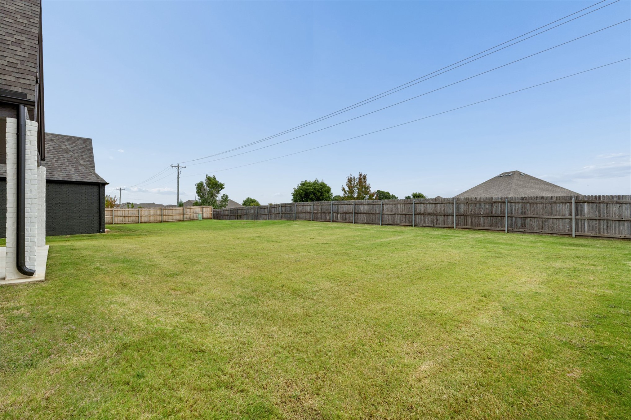 6705 S Fir Avenue Property Photo 38