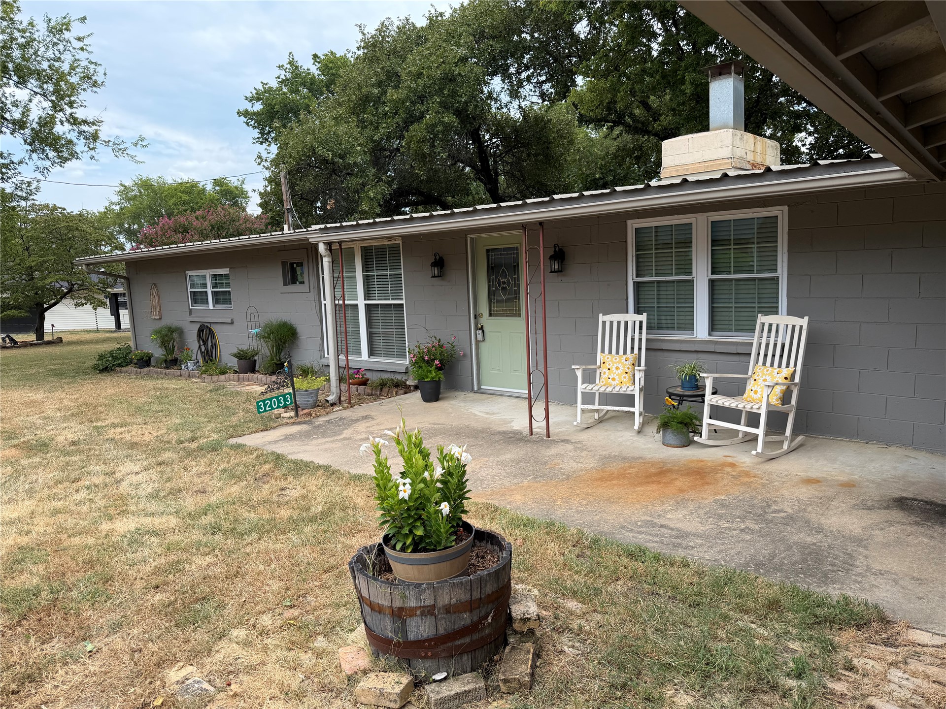 32033 E 695 Way Property Photo 4