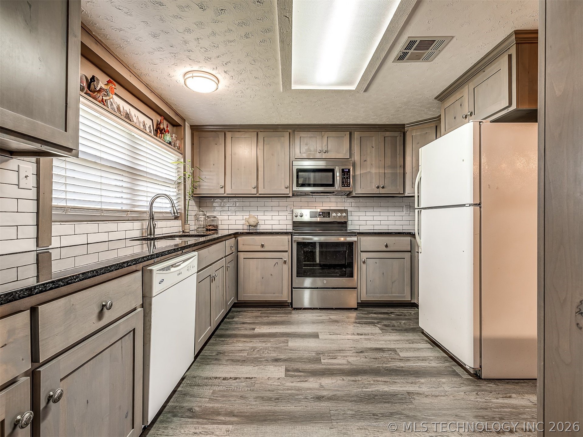 32033 E 695 Way Property Photo 21