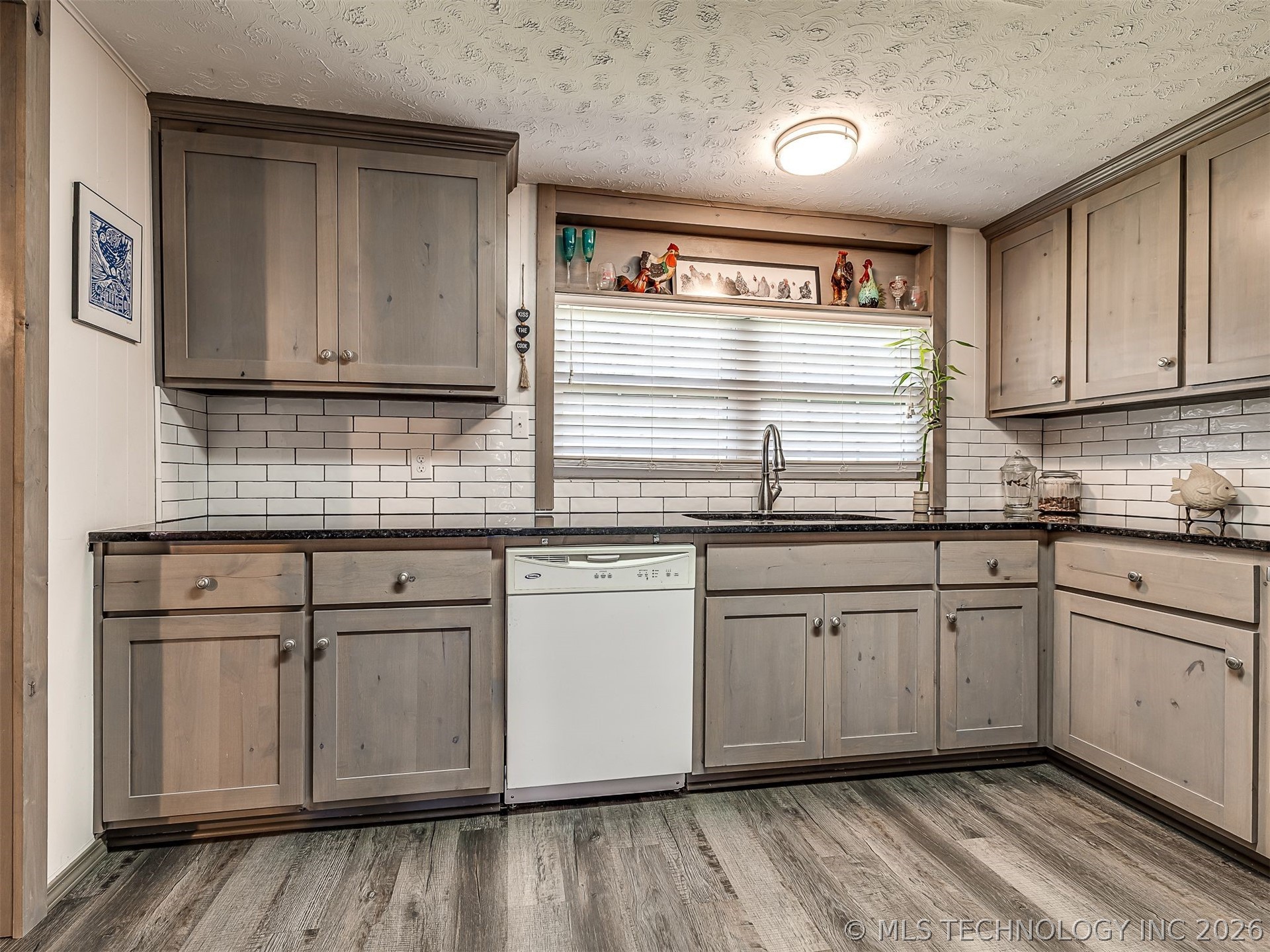 32033 E 695 Way Property Photo 22