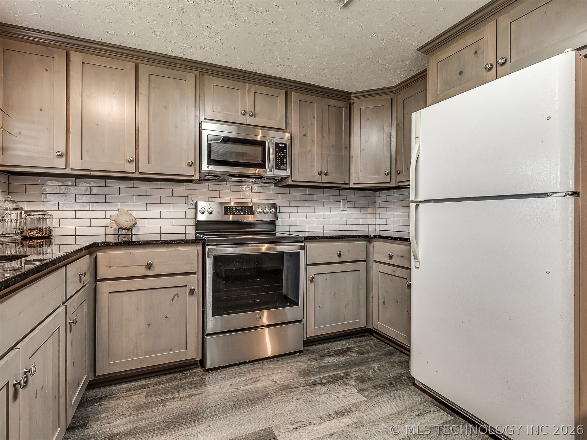32033 E 695 Way Property Photo 23