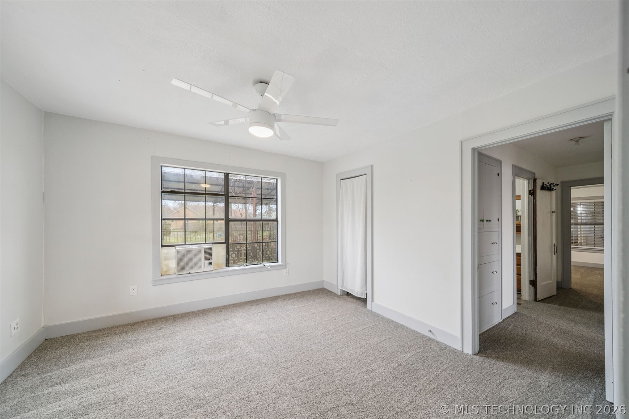 205 N Baltimore Property Photo 15