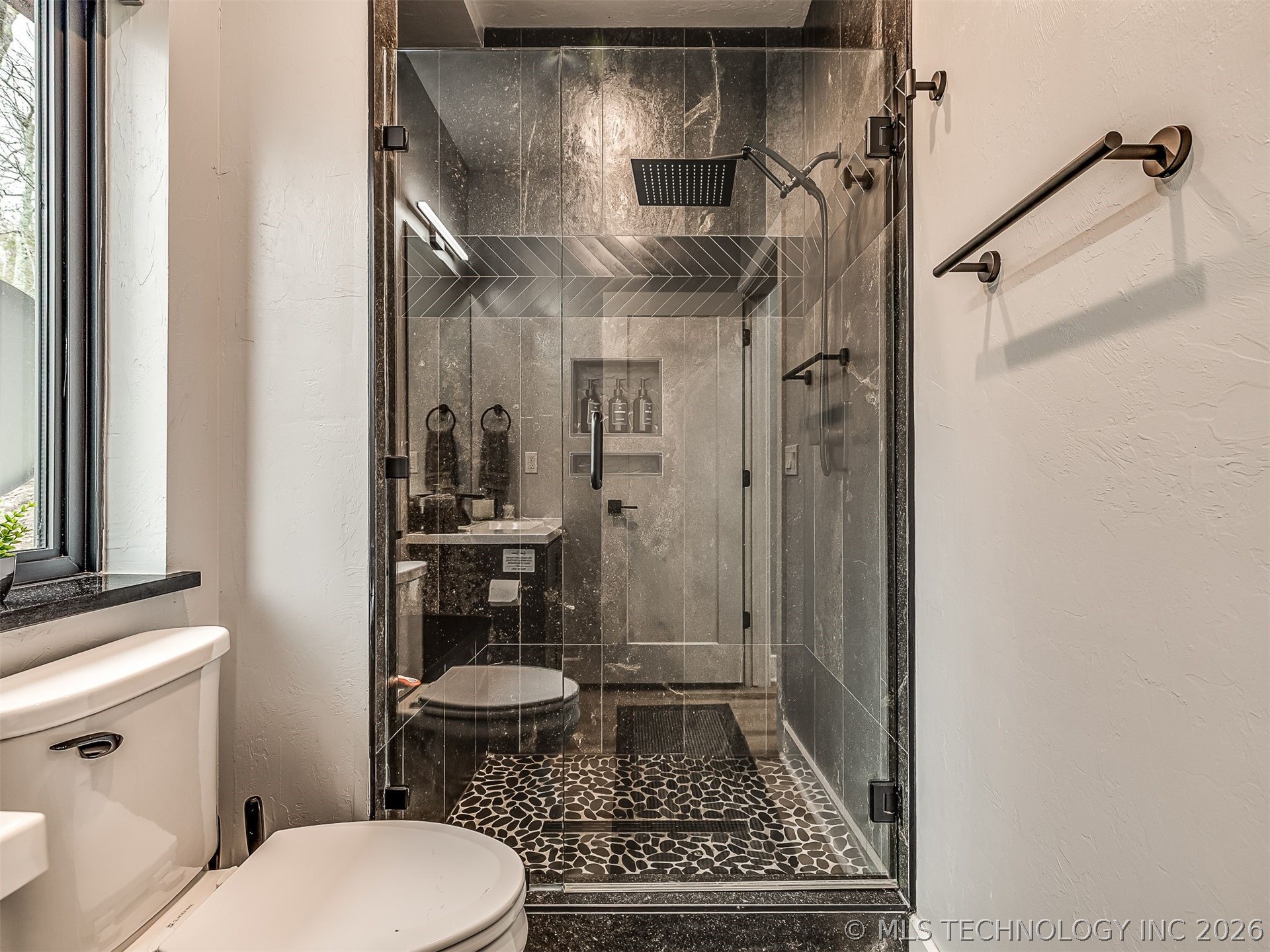 87 Rose Way Property Photo 29