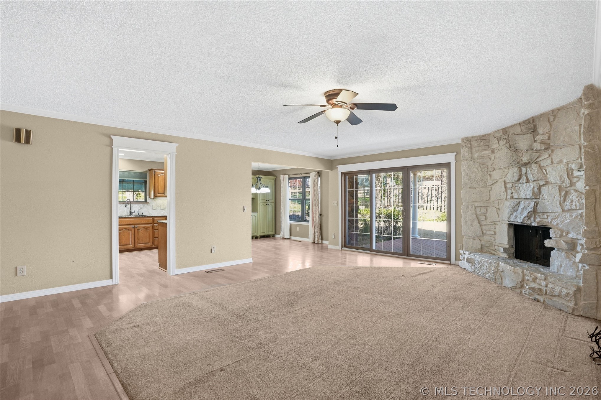 1711 Valley Road Property Photo 5