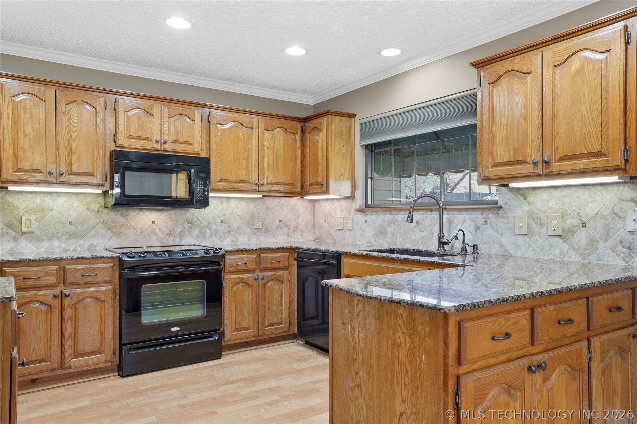 1711 Valley Road Property Photo 16
