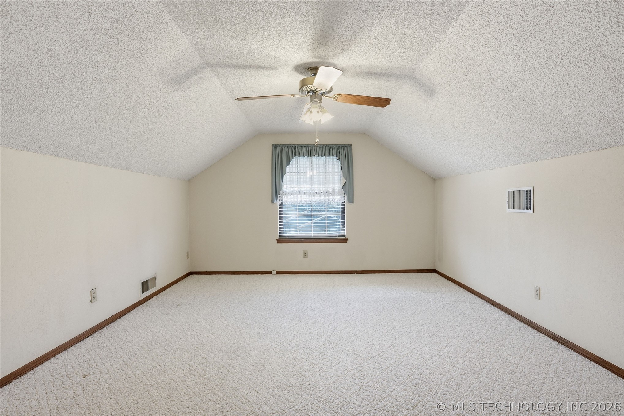 1711 Valley Road Property Photo 31
