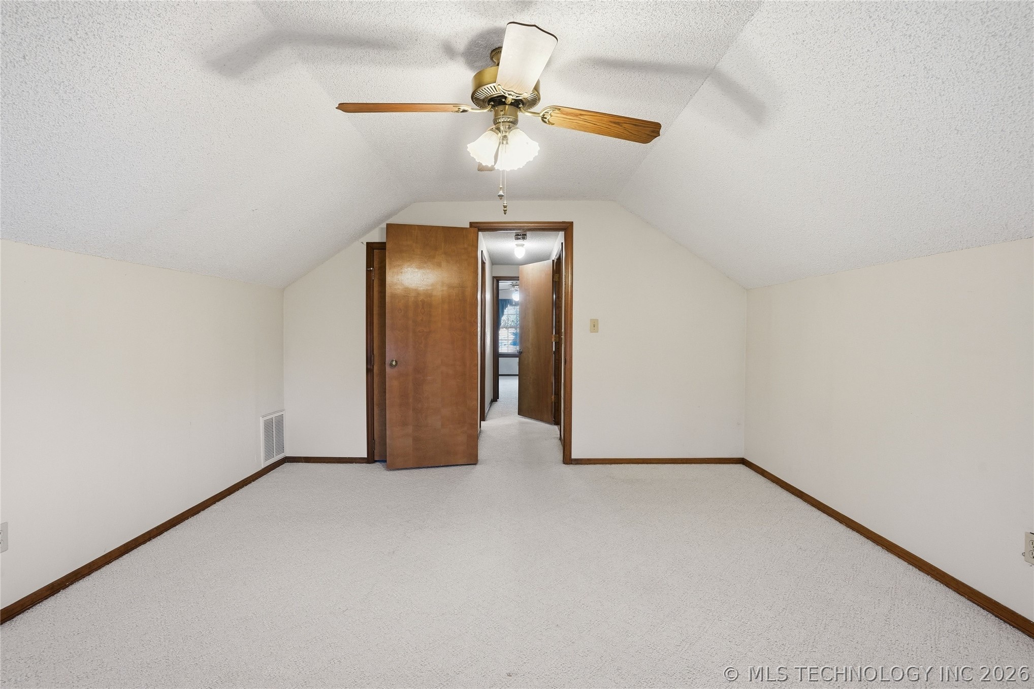 1711 Valley Road Property Photo 32