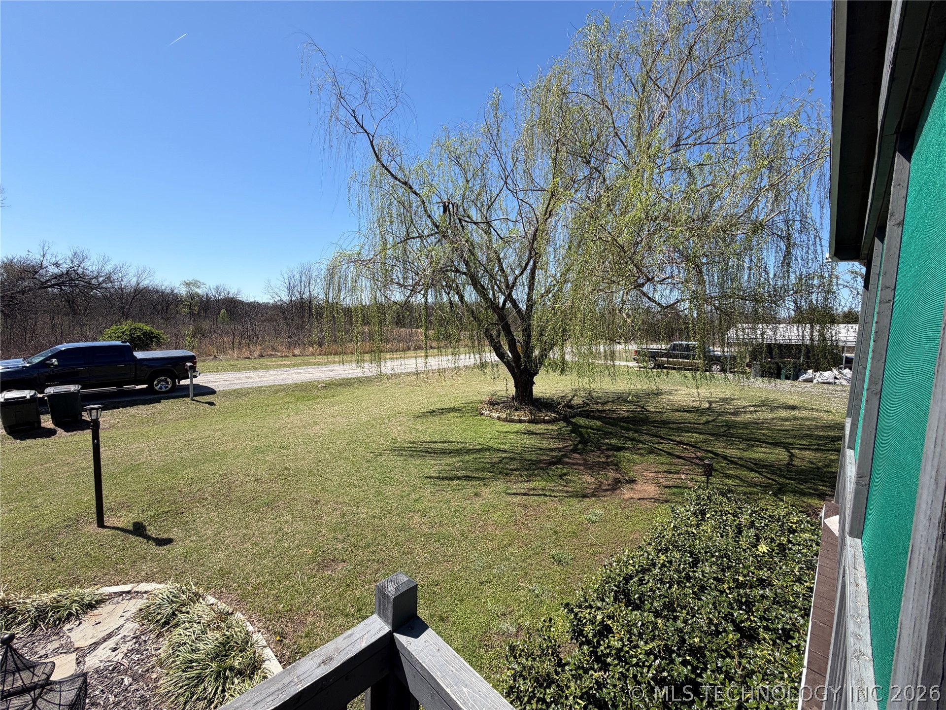 608 W Curtis Property Photo 14