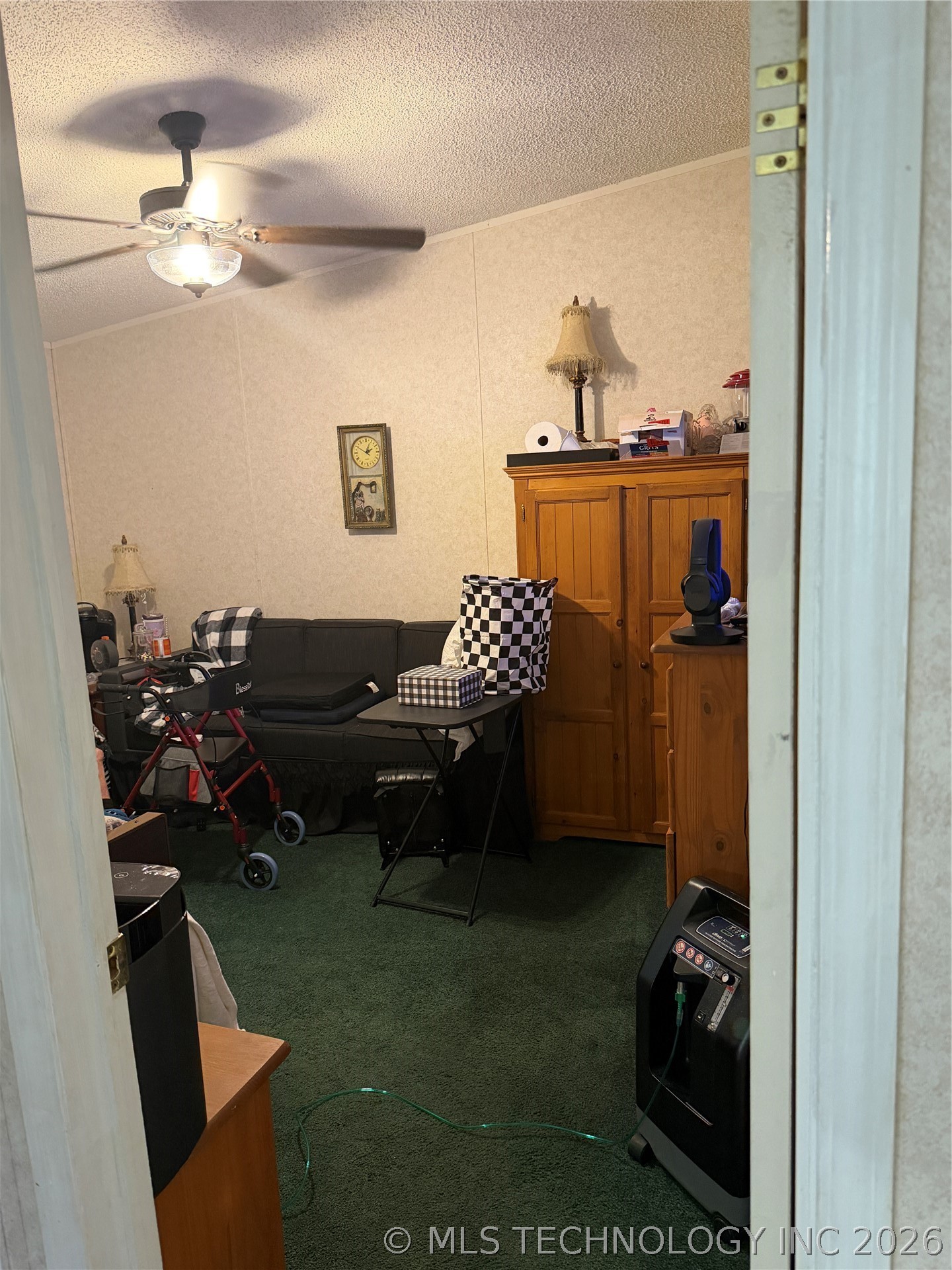 608 W Curtis Property Photo 18