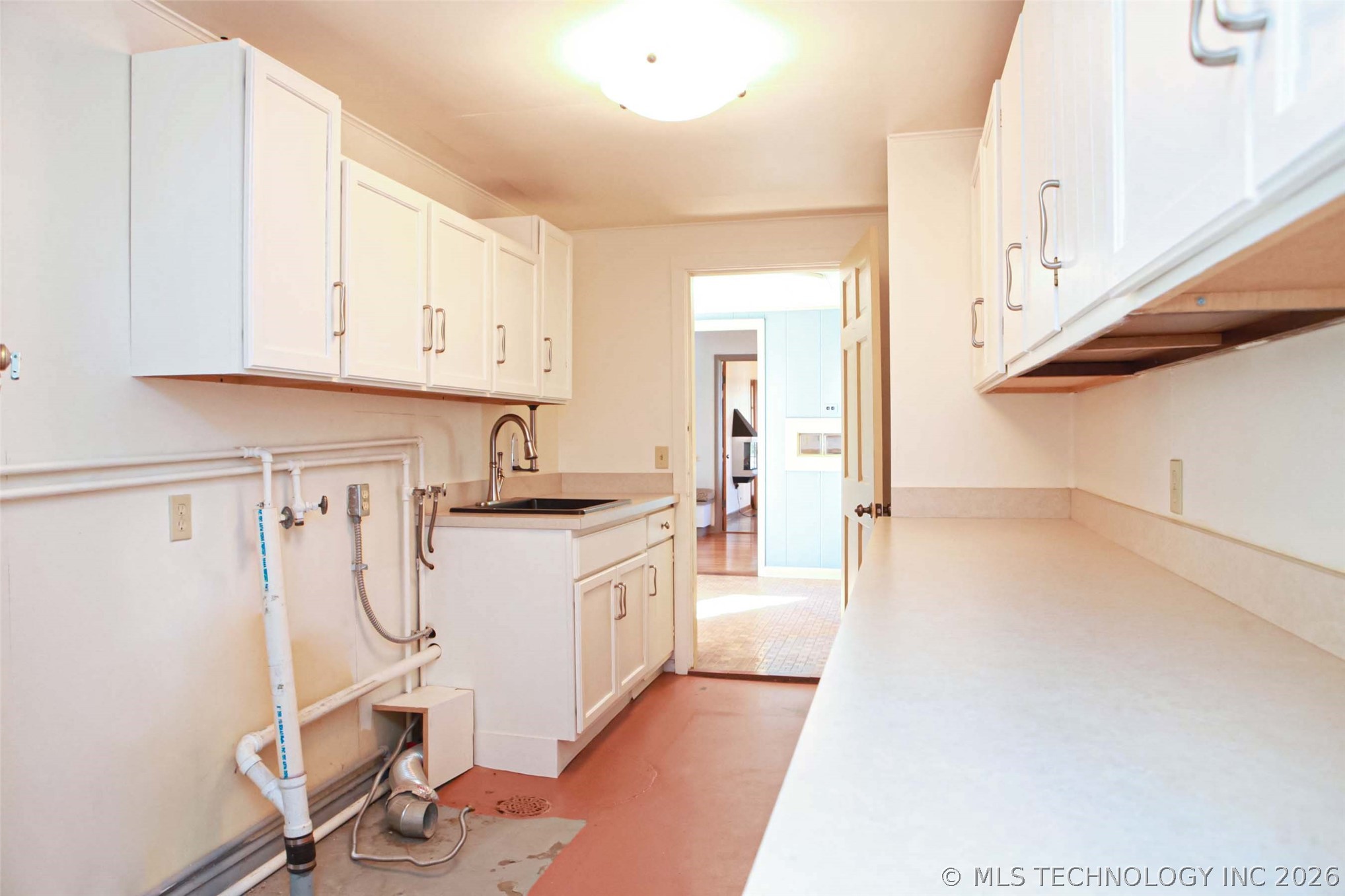2325 S Columbia Place Property Photo 25