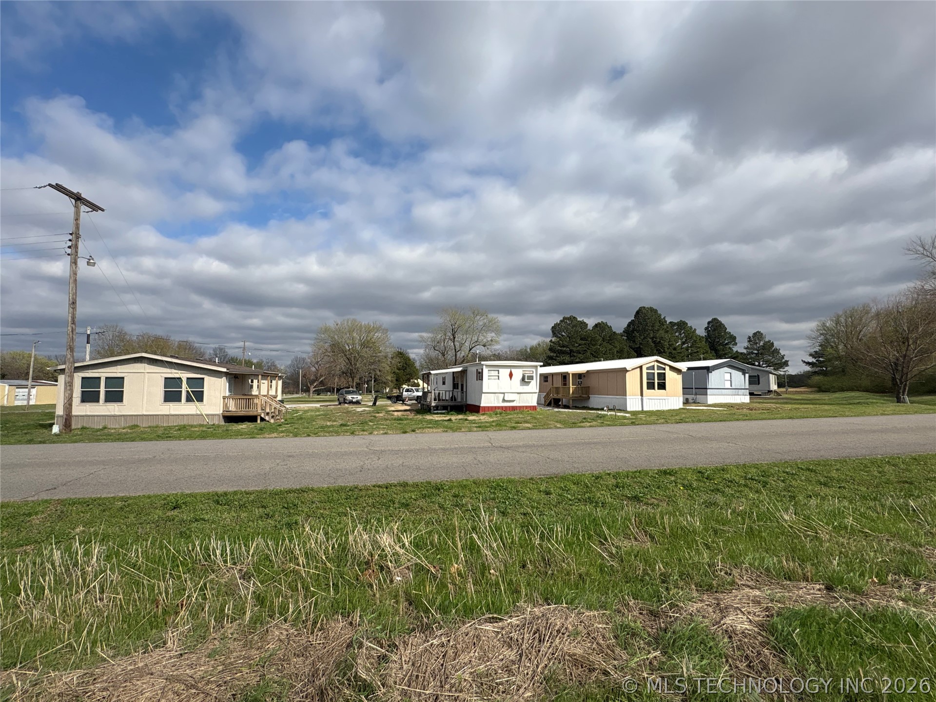 18801 S Old State Hwy 2 Property Photo 1