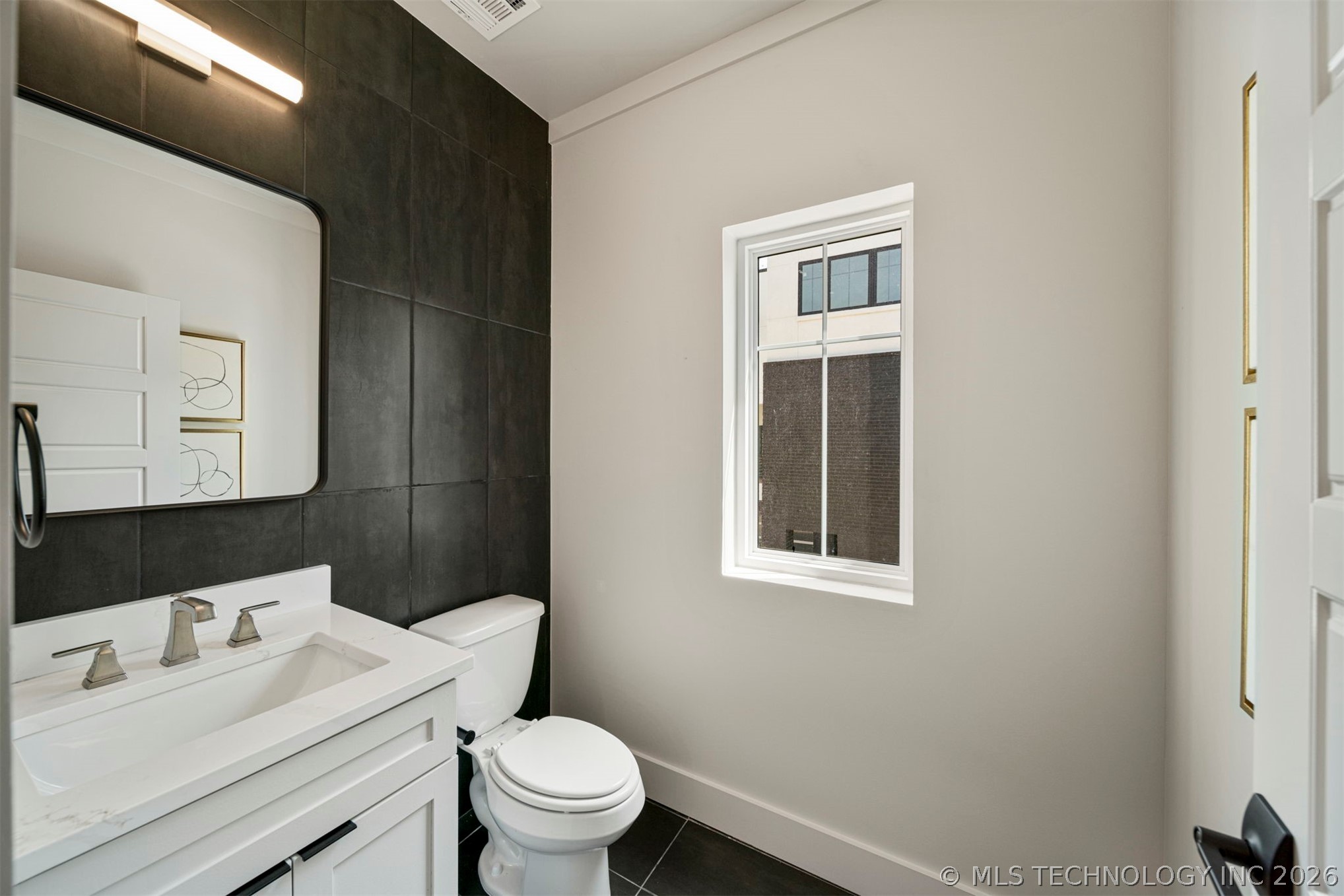 3777 S Riverside Drive 3777 Property Photo 19