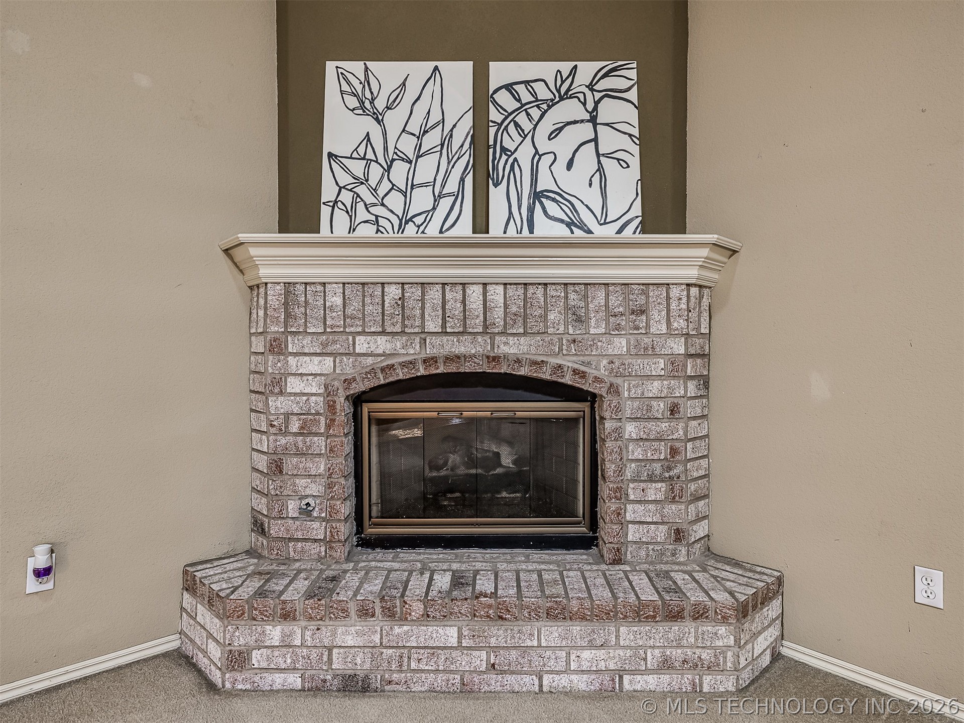 704 W Indianapolis Street Property Photo 15