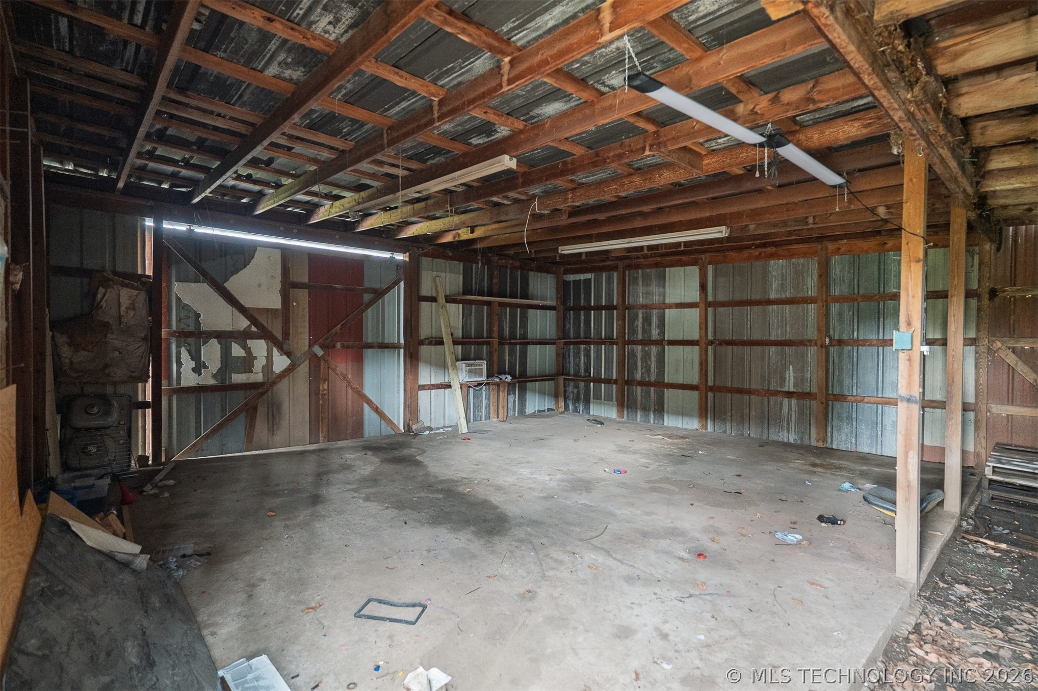 511 E 6th Street Property Photo 22
