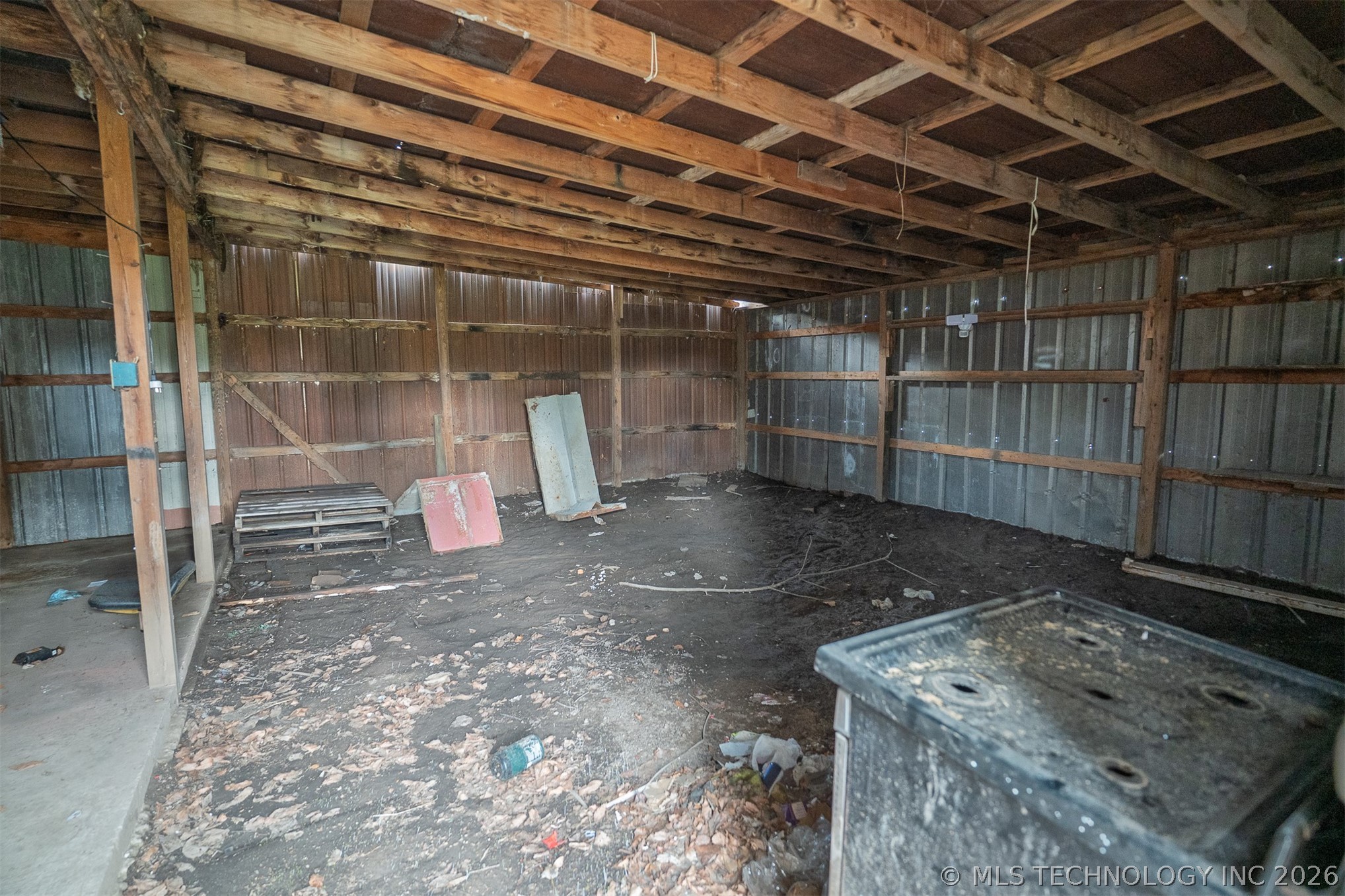 511 E 6th Street Property Photo 23