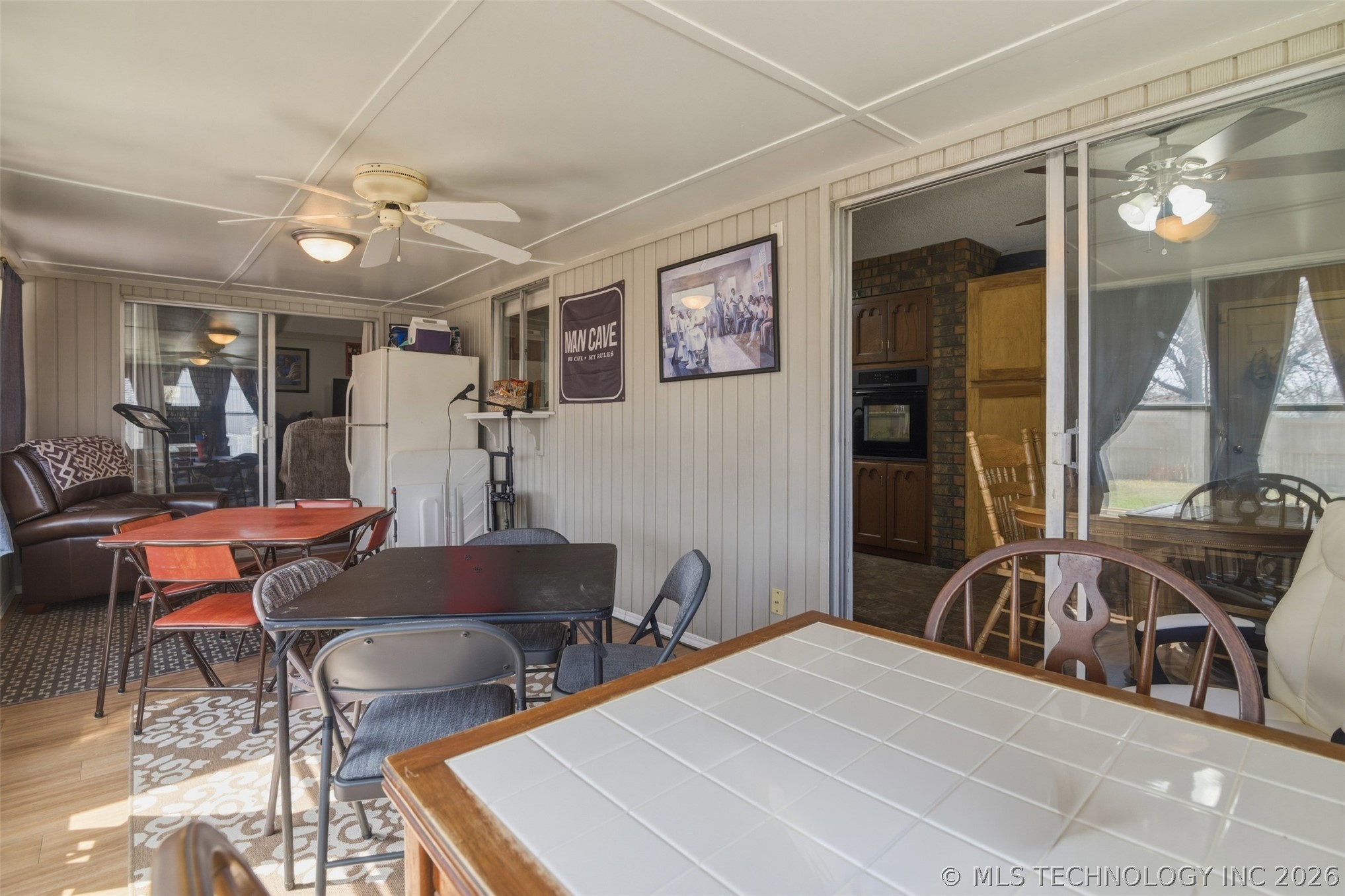 543 Meadowood Drive Property Photo 23