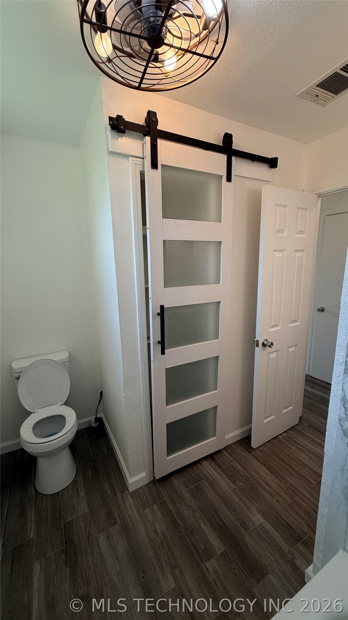 34 1st Property Photo 14
