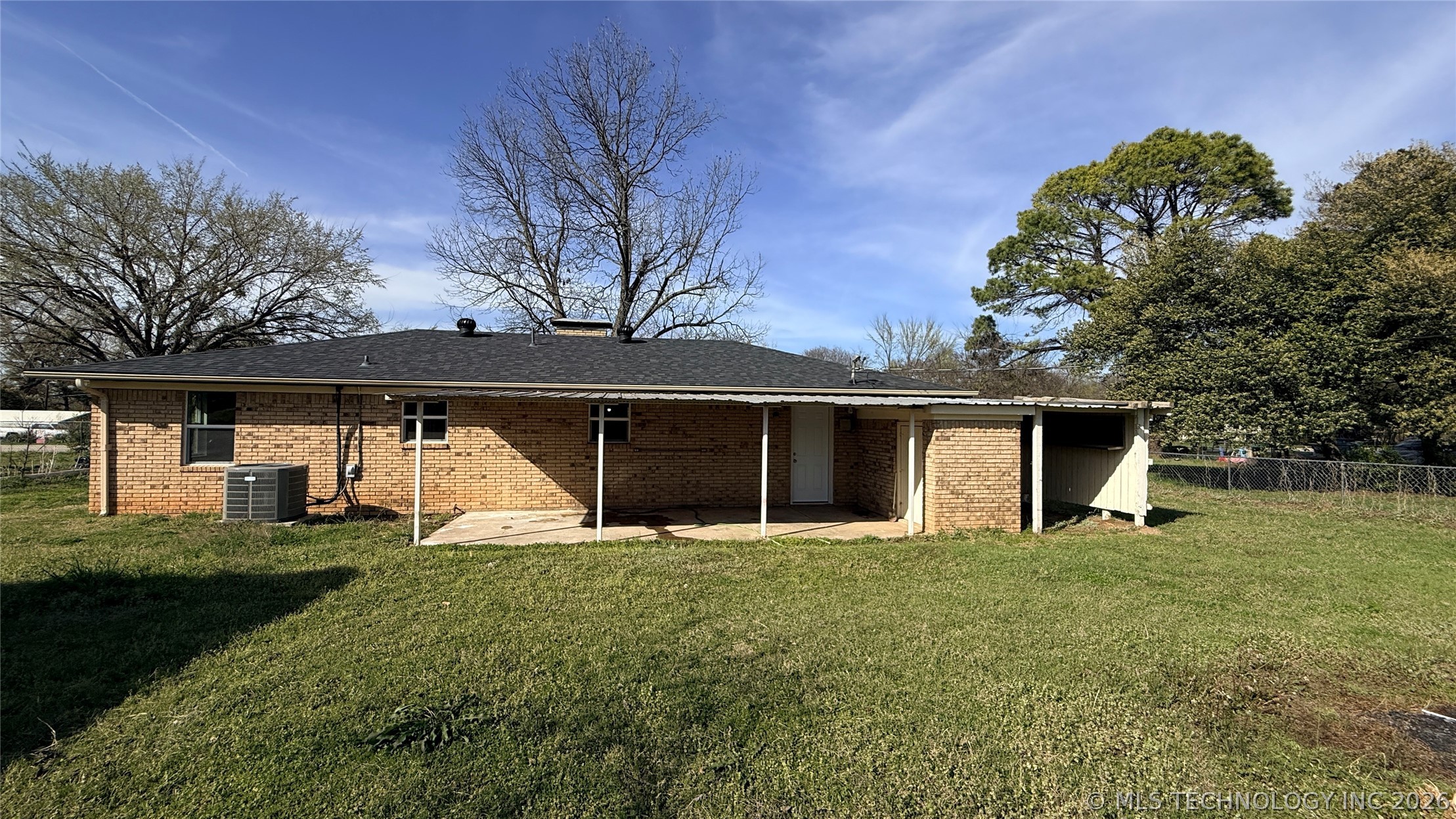 34 1st Property Photo 25