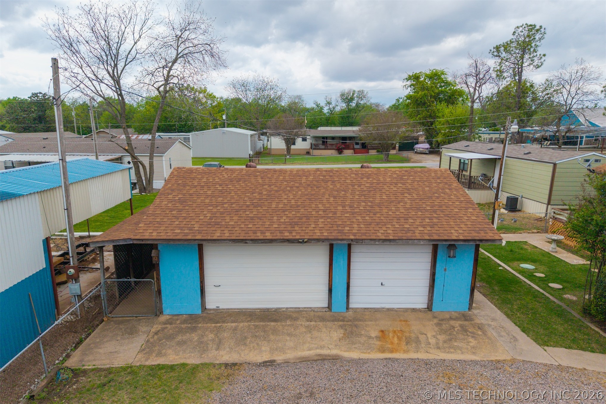 3923 E-z Street Property Photo 2