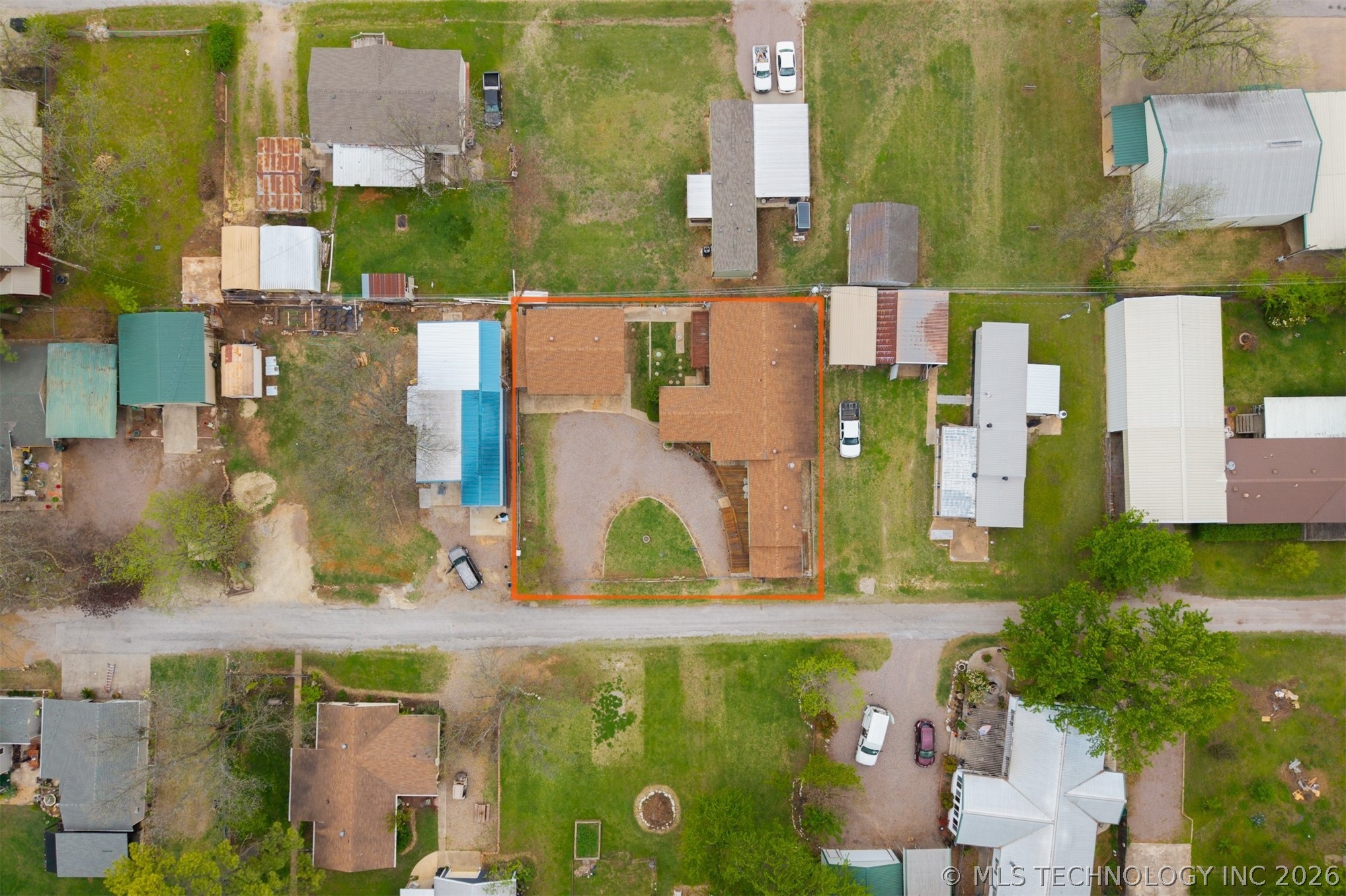 3923 E-z Street Property Photo 15