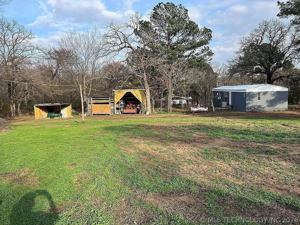403993 E 1090 Road Property Photo 9