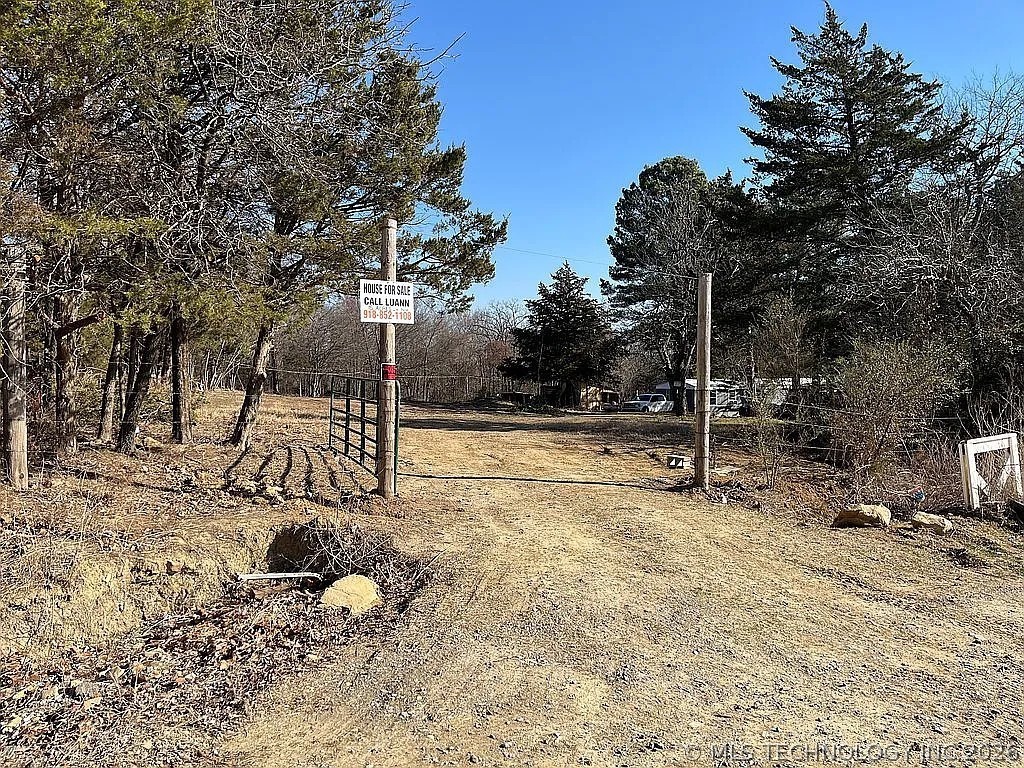 403993 E 1090 Road Property Photo 16