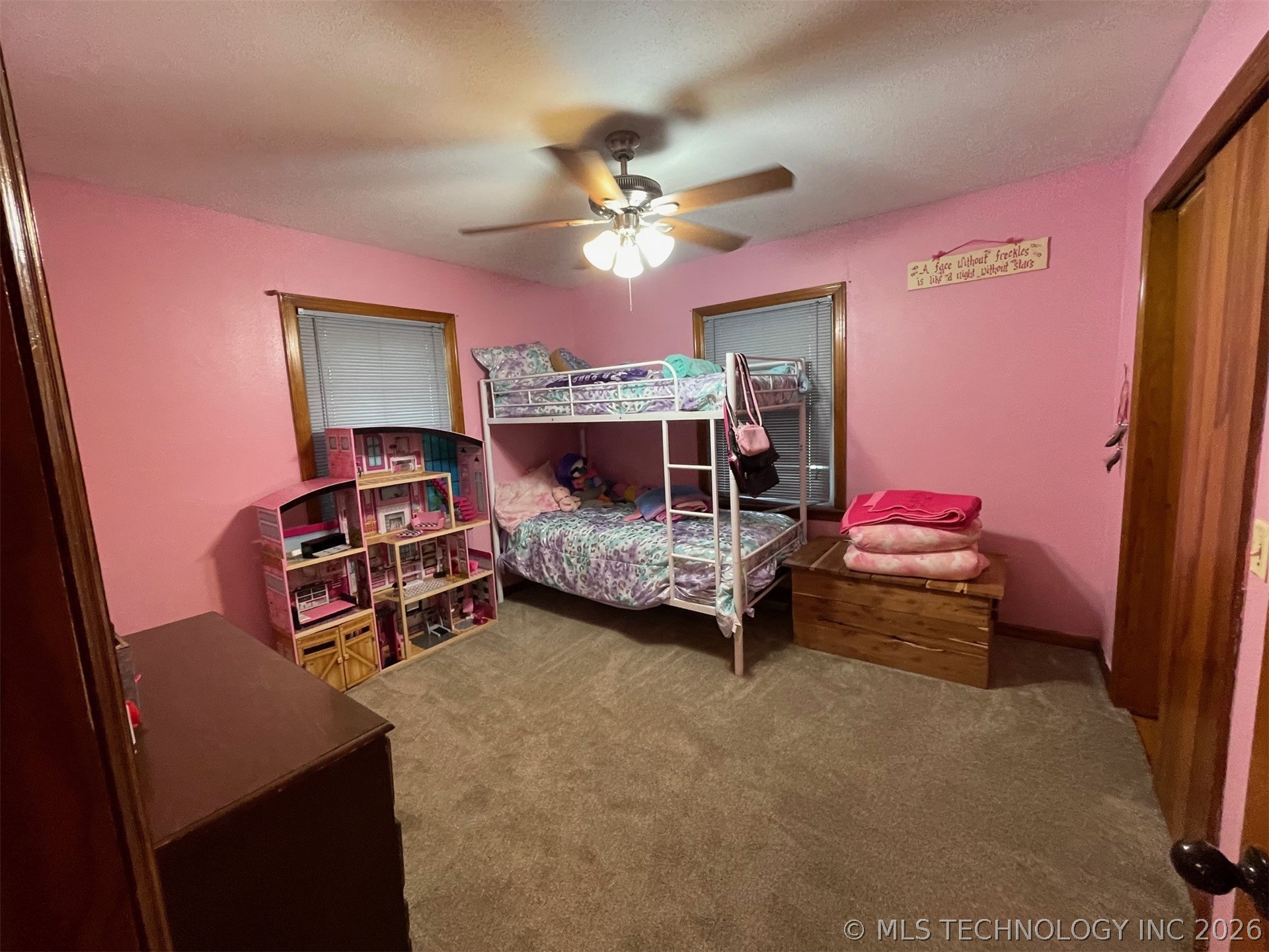 721 E Wynnewood Property Photo 12
