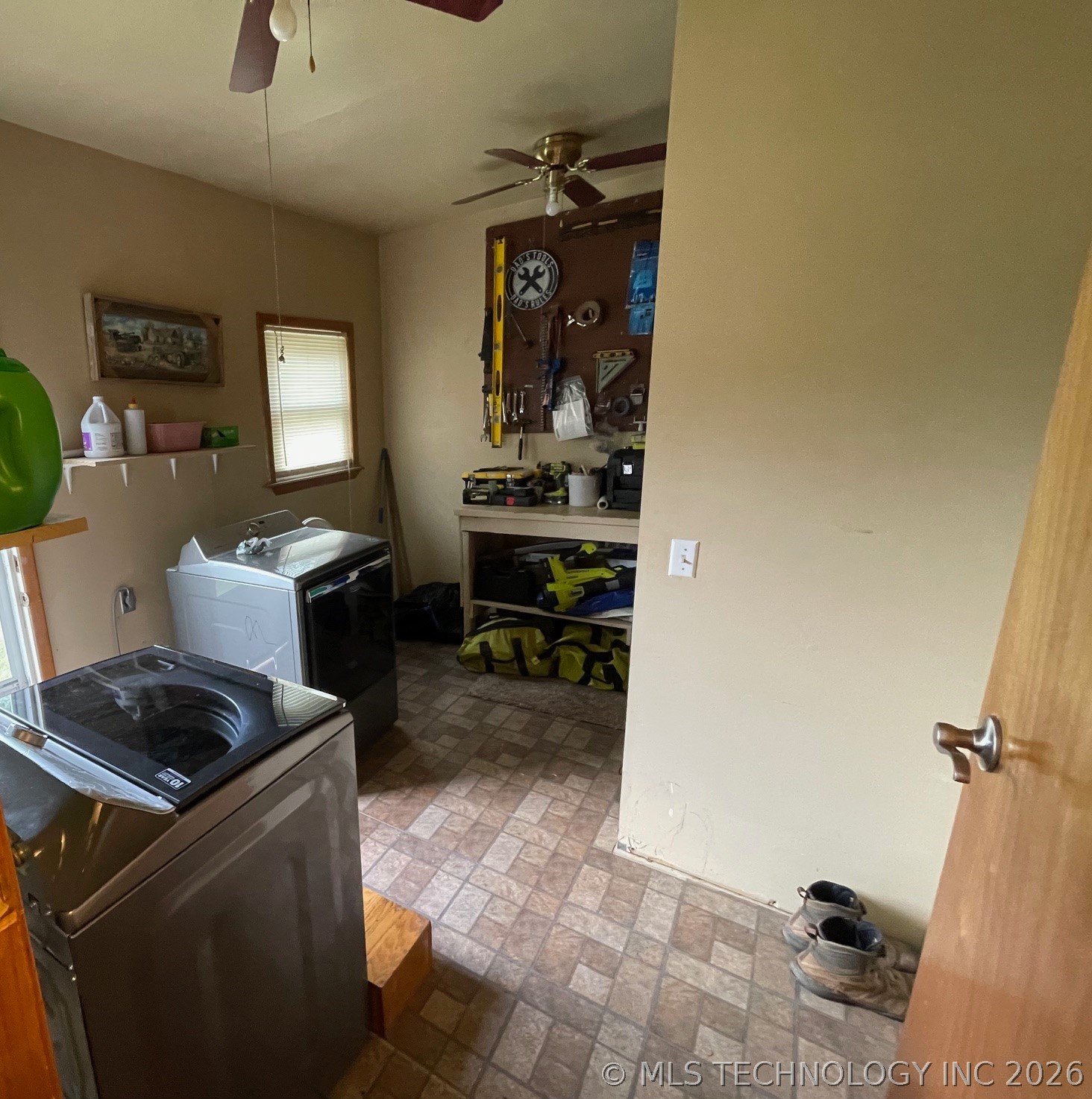 721 E Wynnewood Property Photo 15