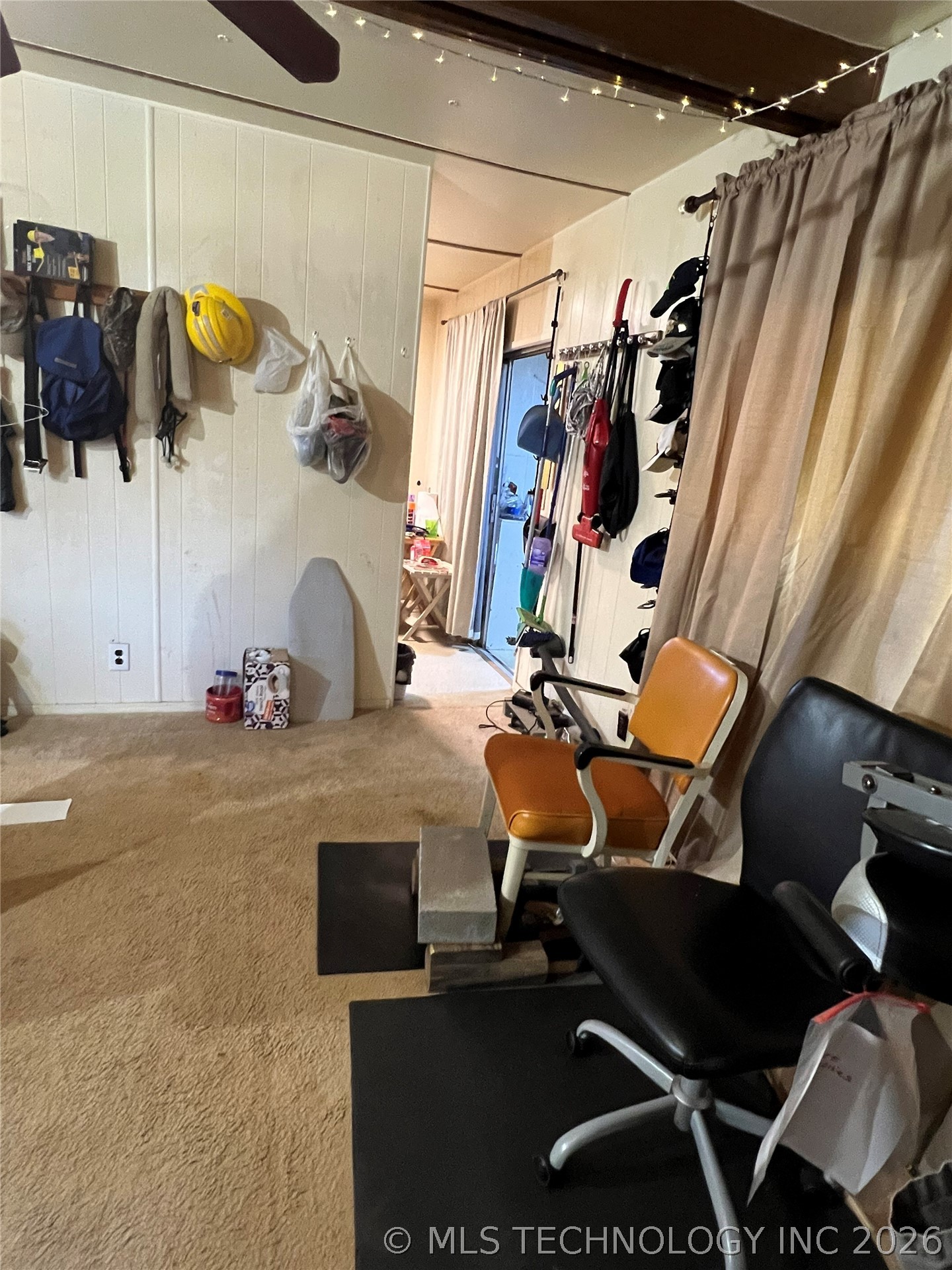 107 S Bk 1401 Street Property Photo 15