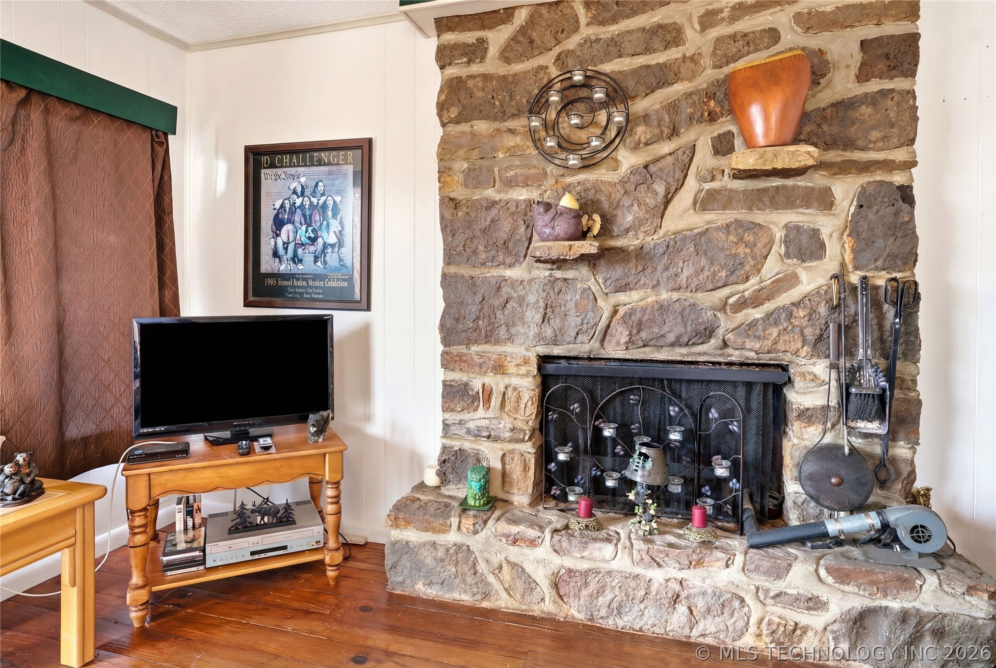 95398 S 4556 Property Photo 14