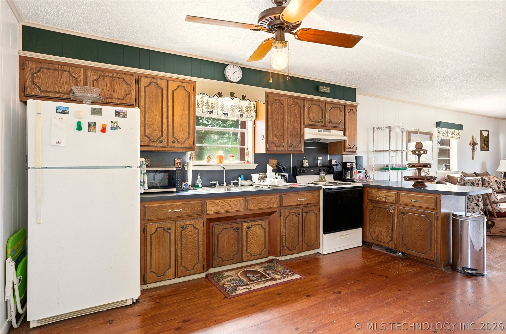 95398 S 4556 Property Photo 18