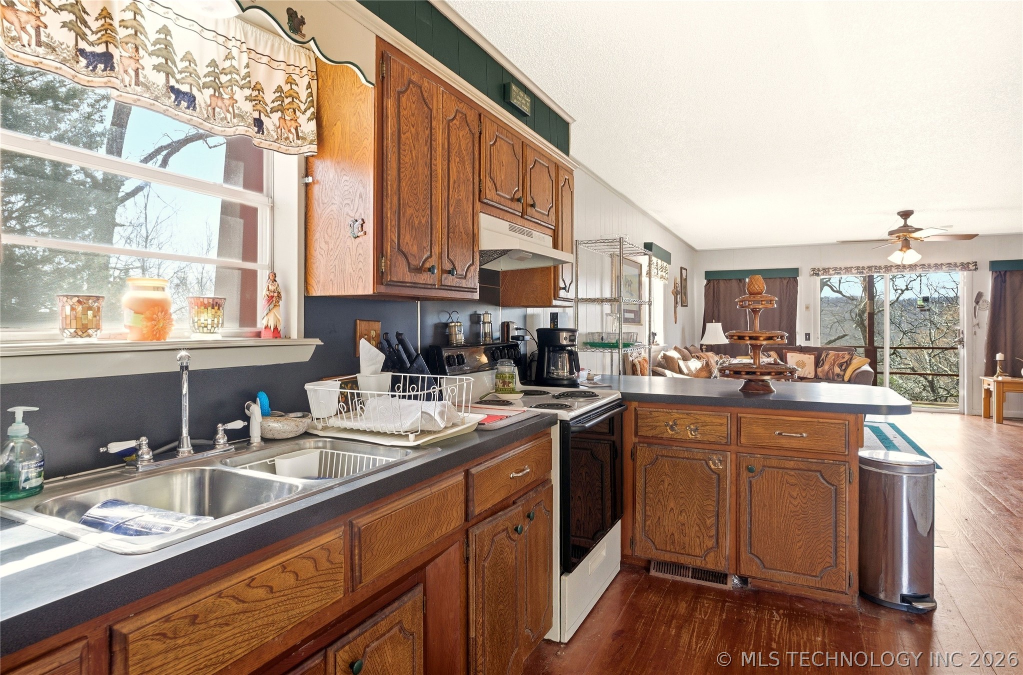95398 S 4556 Property Photo 19