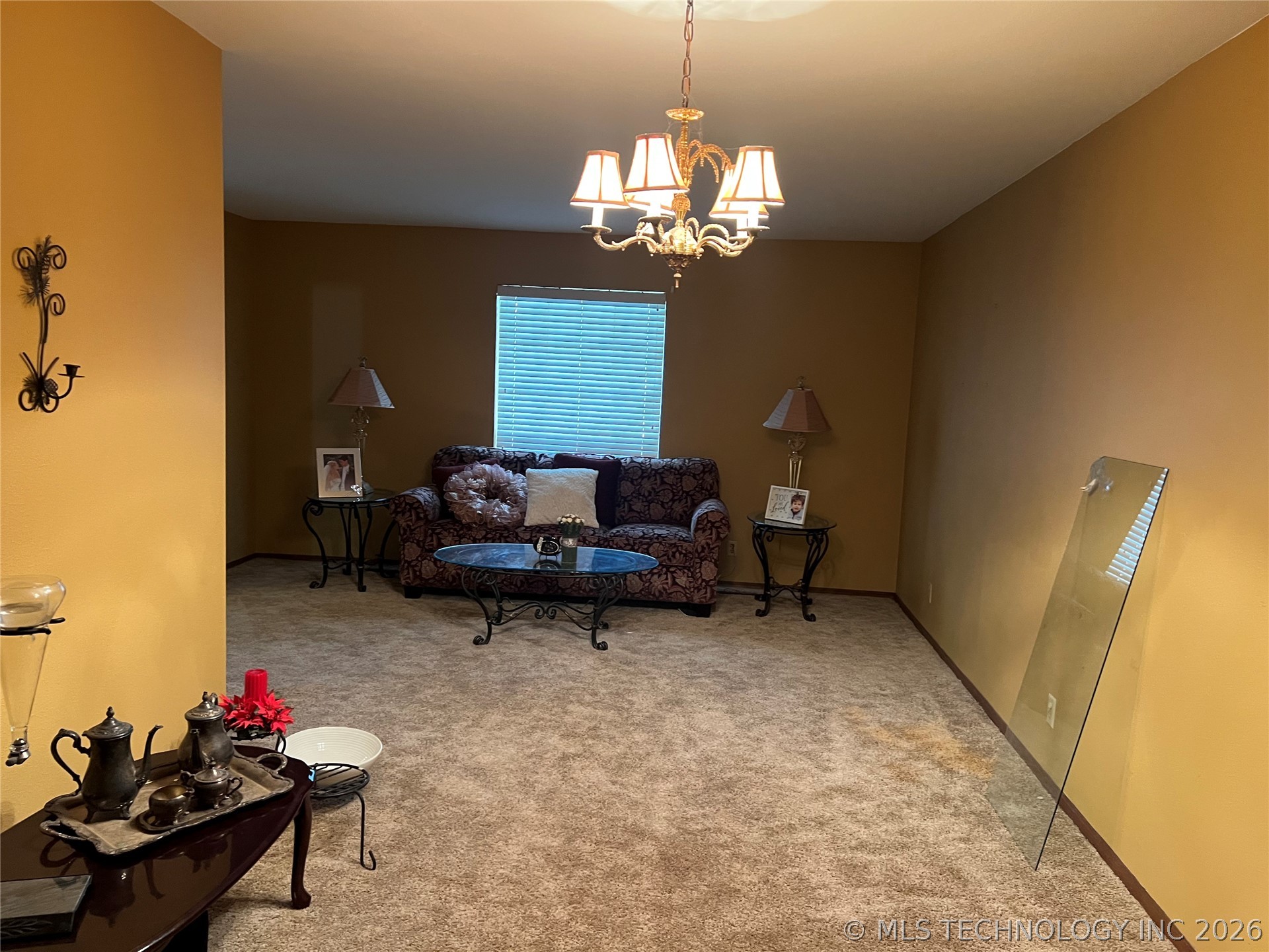 2711 Kingston Street N Property Photo 4