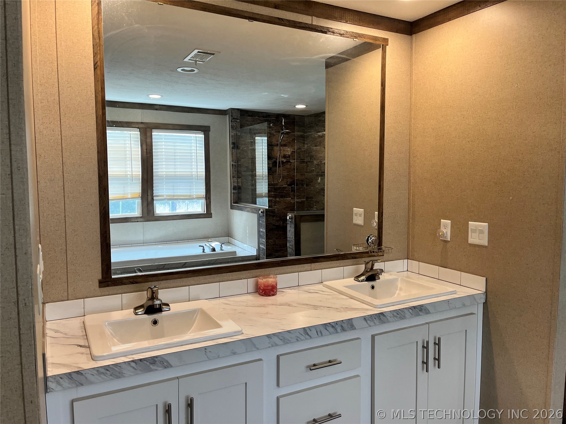 30292 S Highway 2 C Property Photo 35